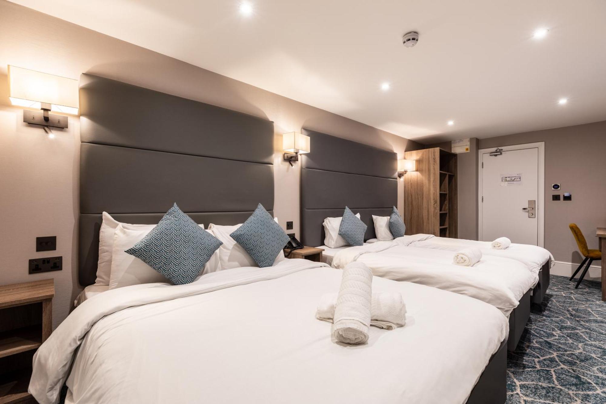 Standard Quadruple Room