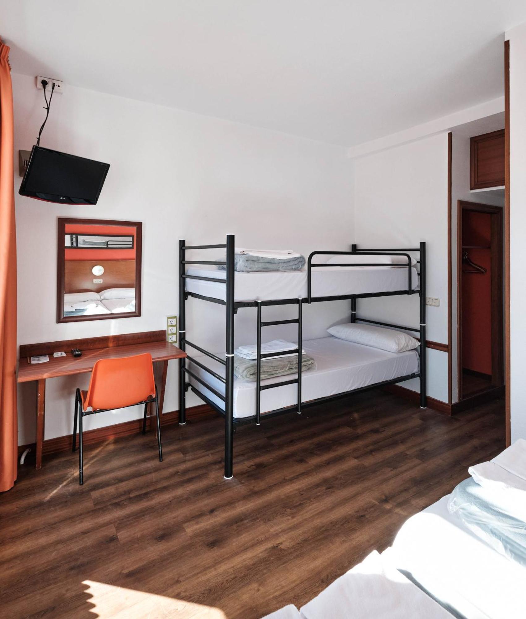 Familiekamer met Eigen Badkamer