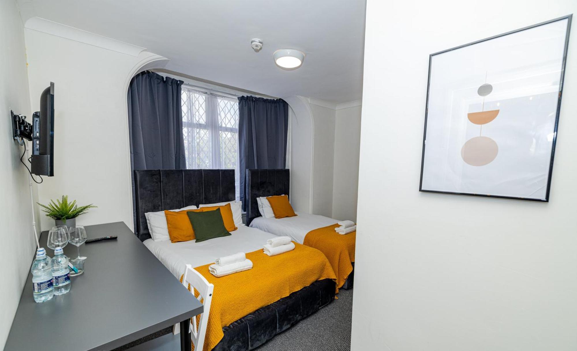 Deluxe Triple Room