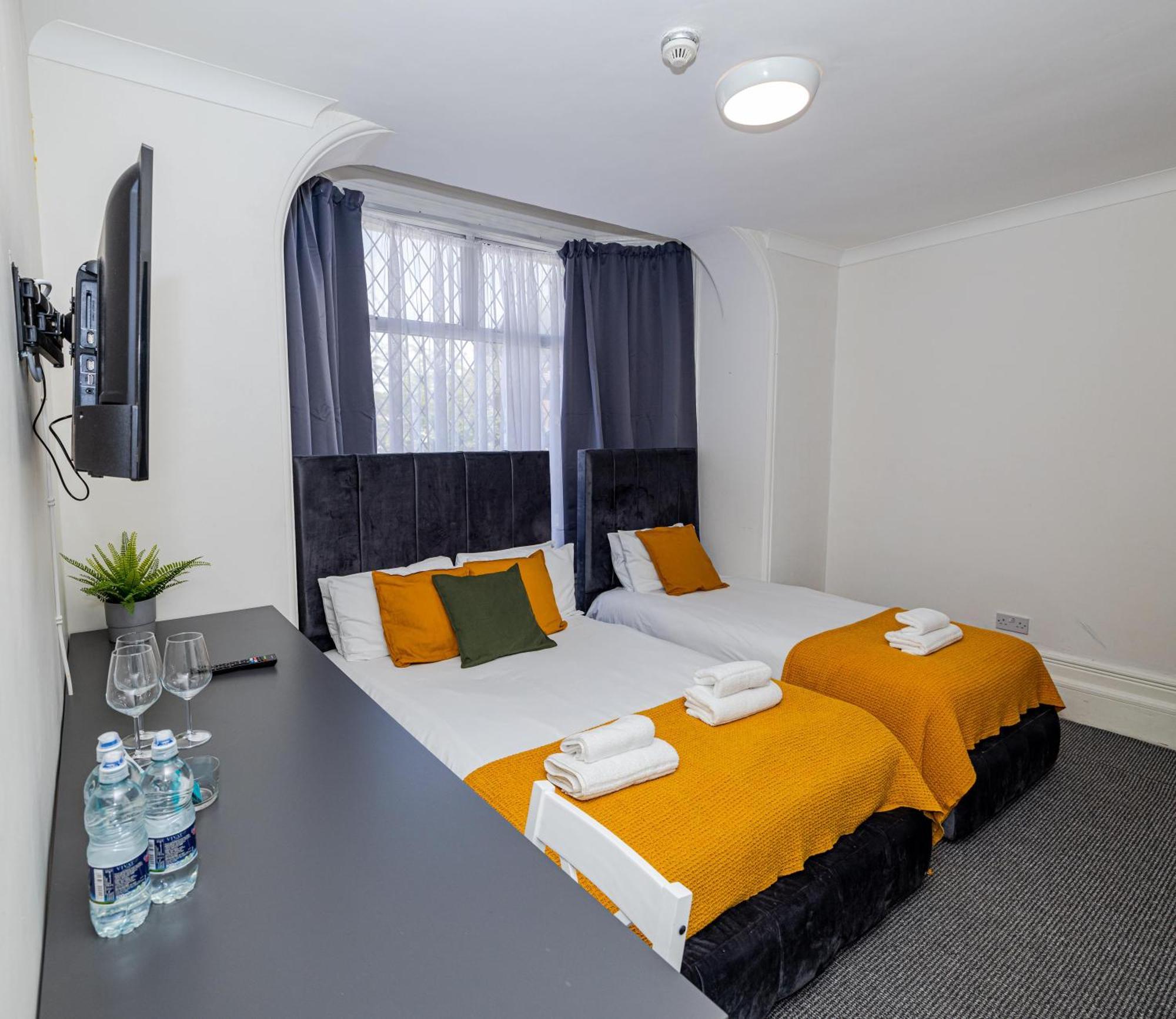 Deluxe Triple Room
