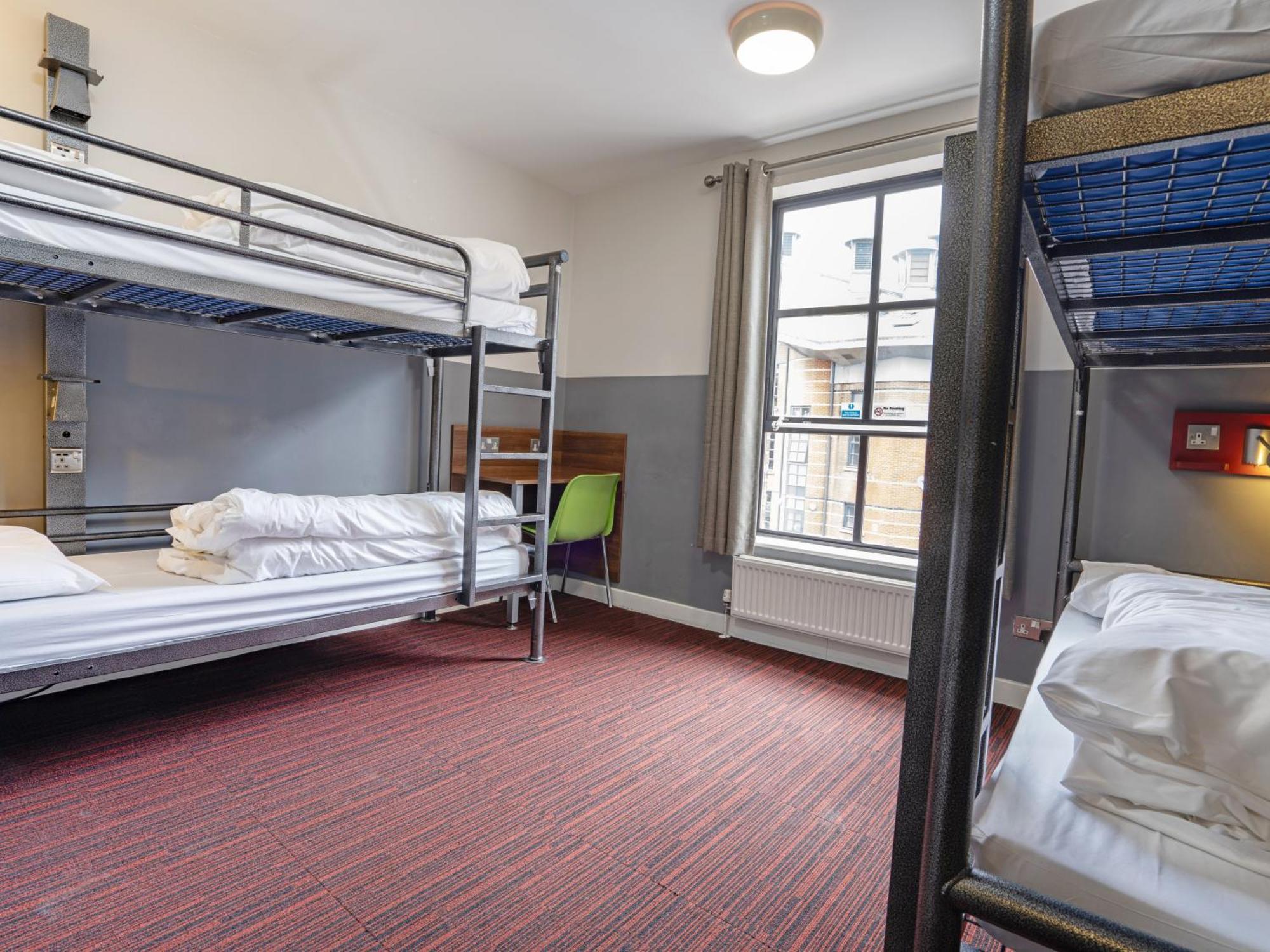 Bed 4-Bed Female Dormitory Room