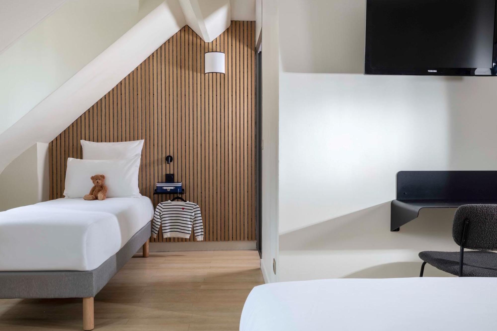 Triple Room,1669042637:JPEG