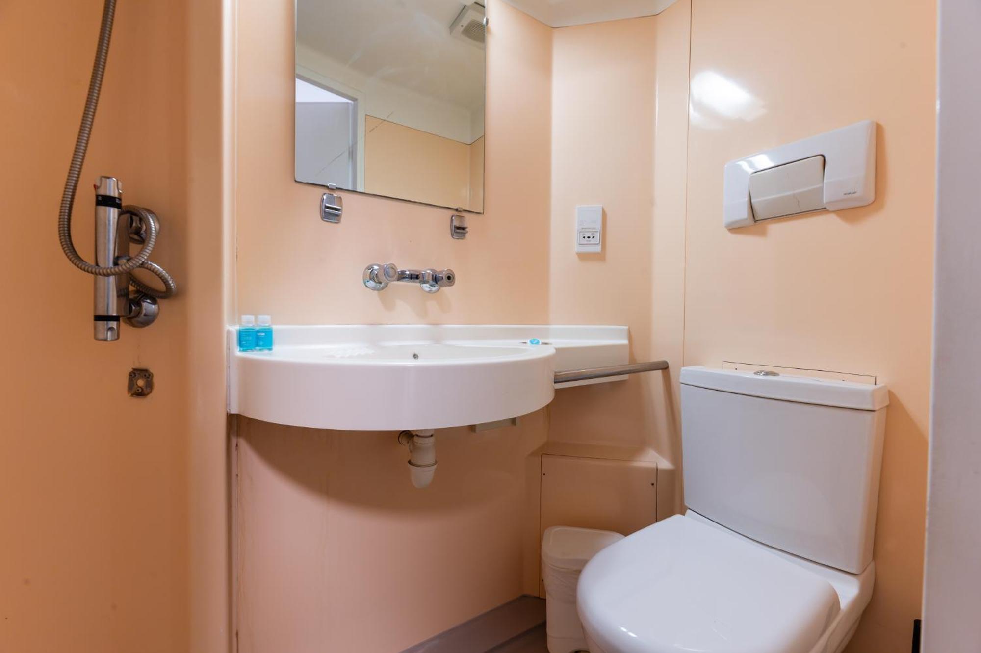 Double Room,1673930750:JPEG