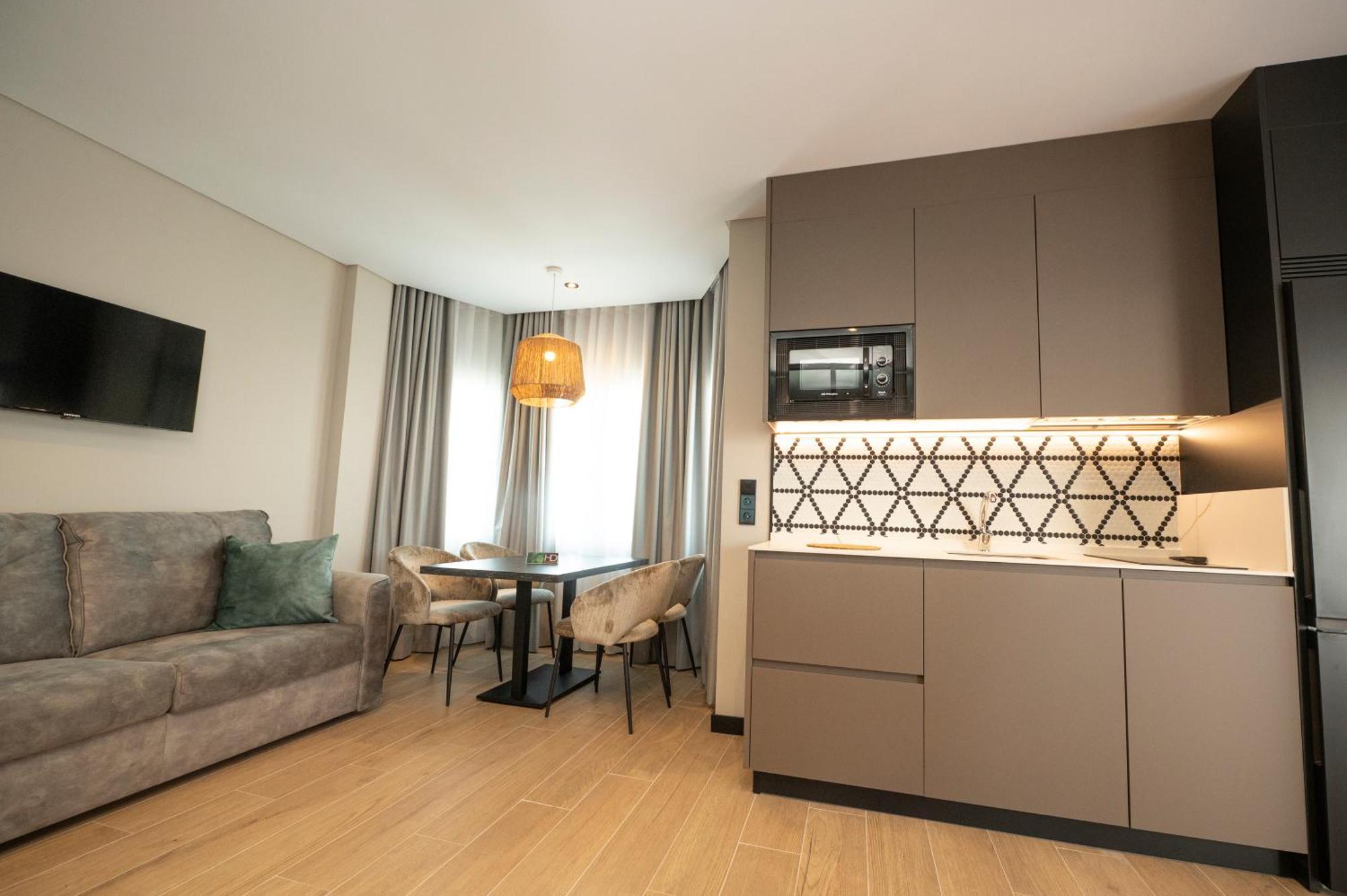 Superior Apartment,1676731070:JPEG