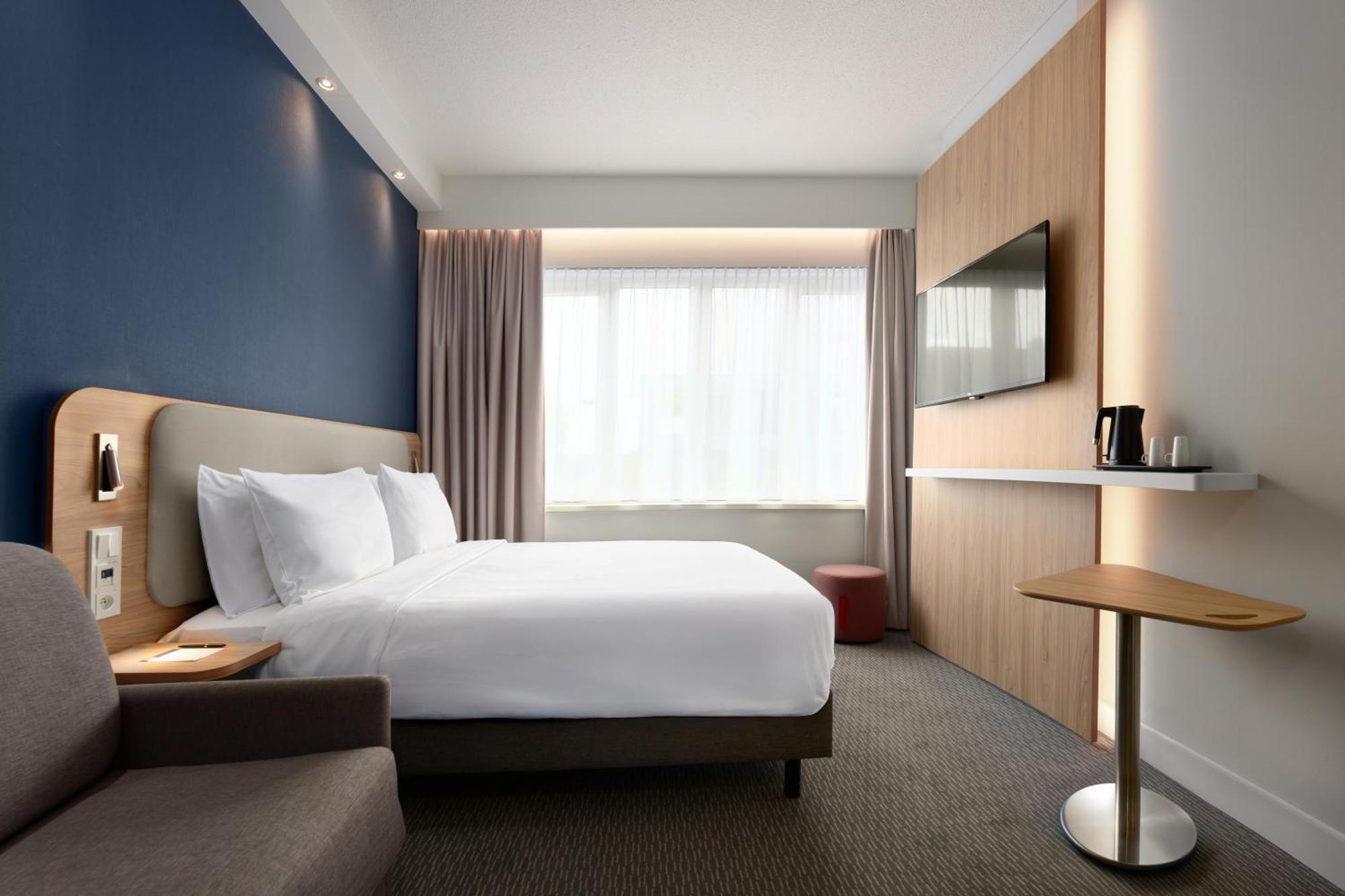 Standard Room,1739363730:JPEG
