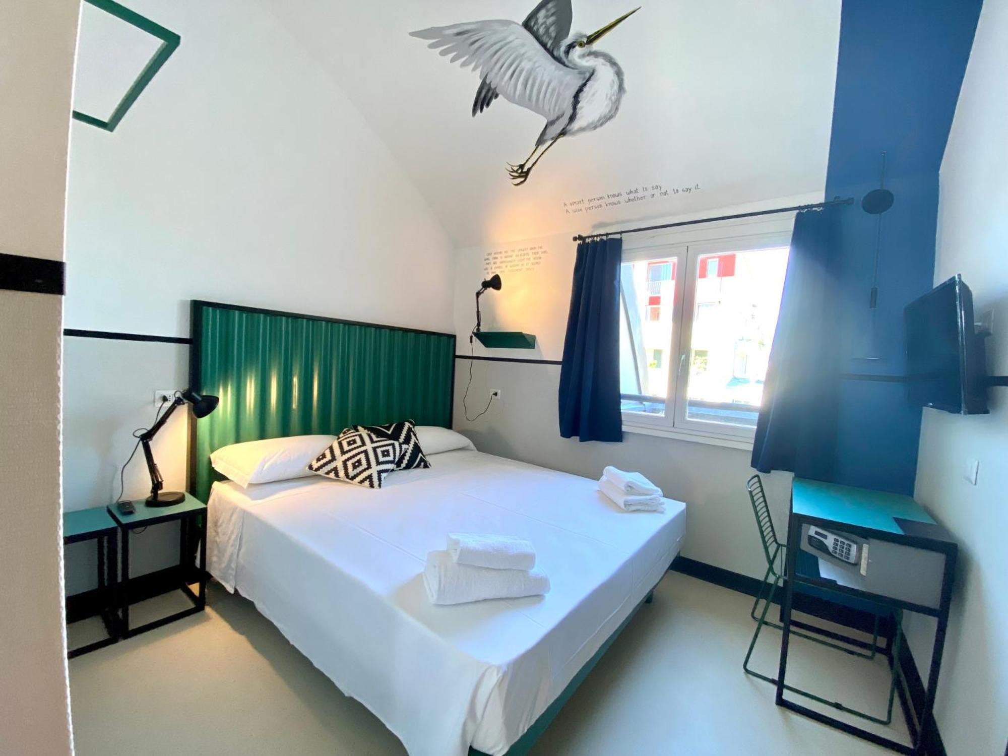 Large Single Room