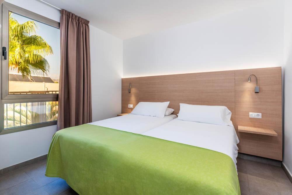 One Bedroom Apartment, Balcony, (+18)