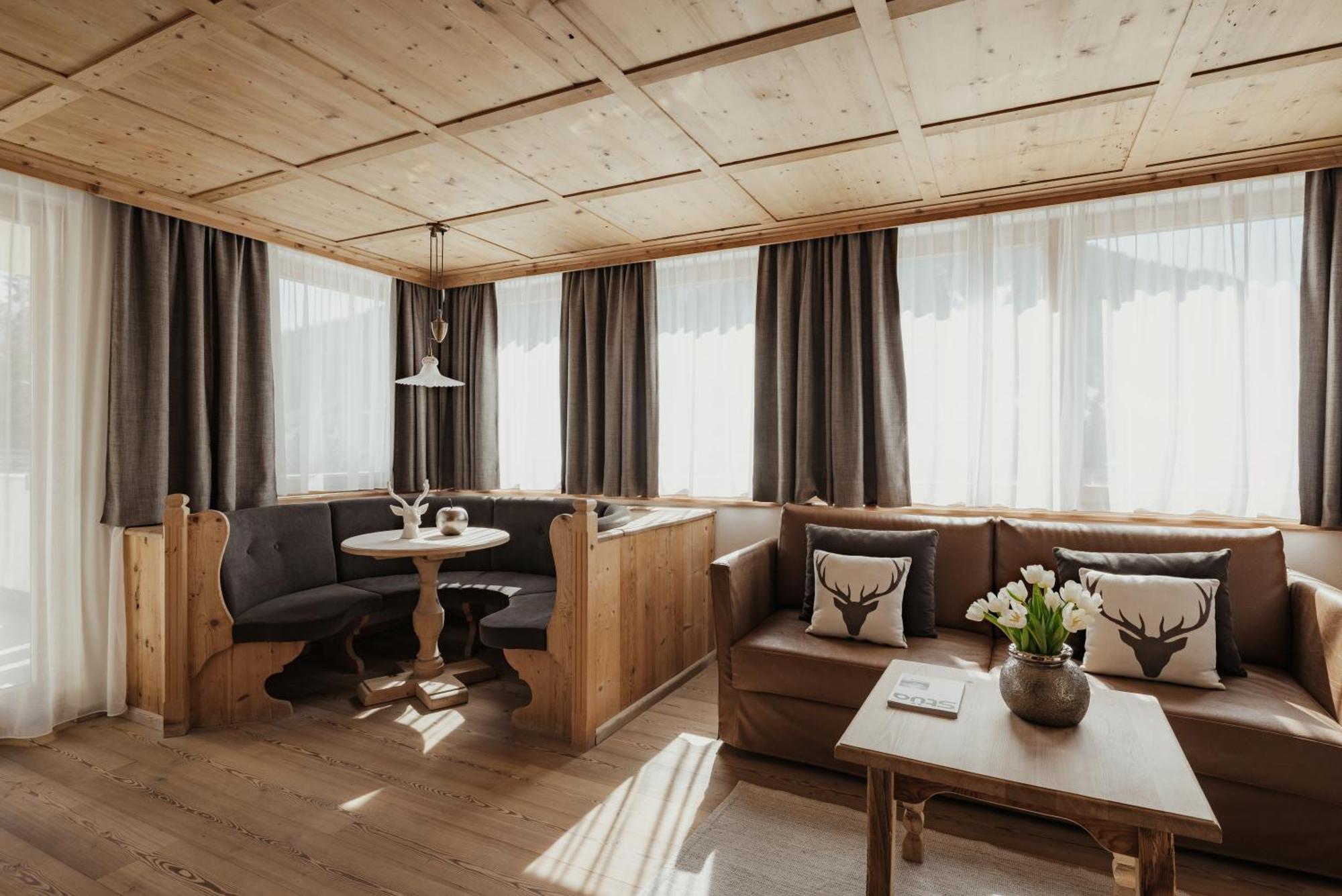 Suite with Mountain View