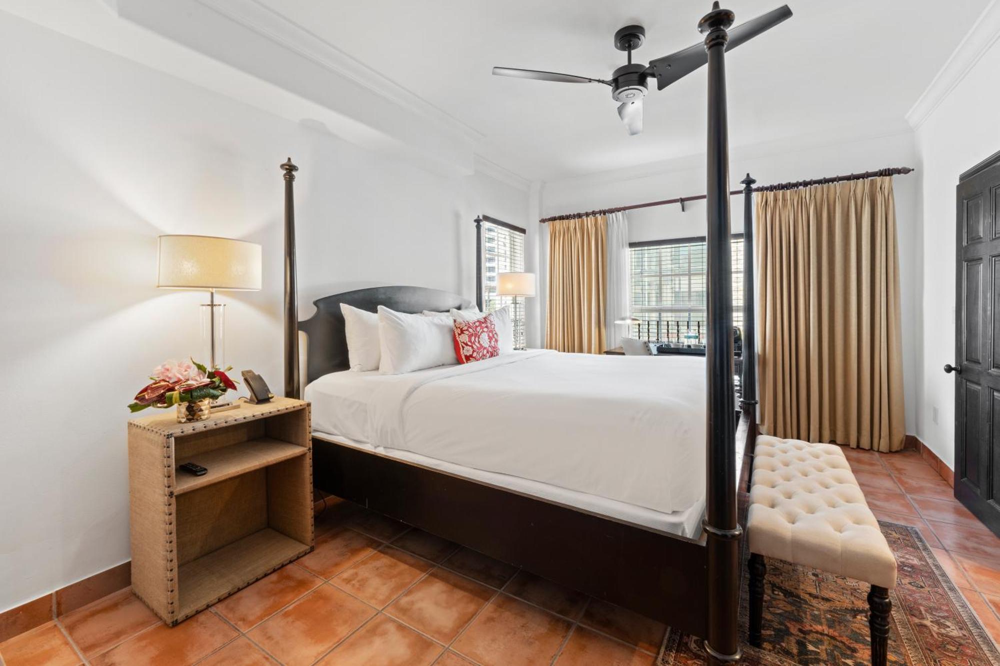 Casa King Room with View,1697798808:JPEG