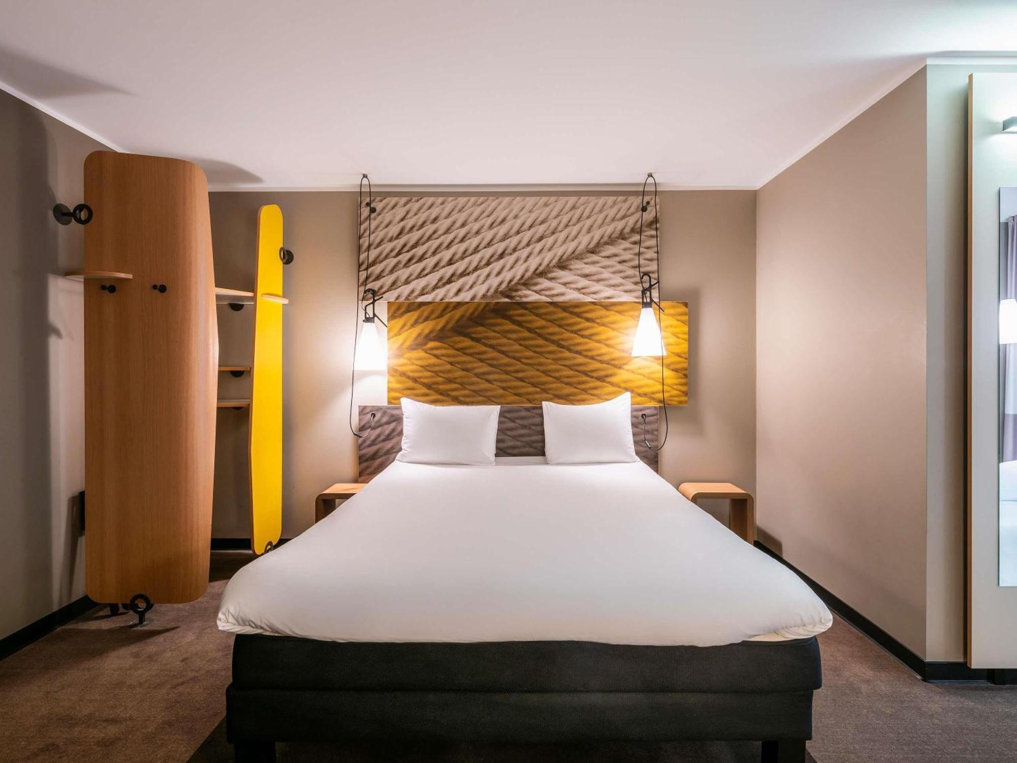 Standard Double Room,1704887579:JPEG