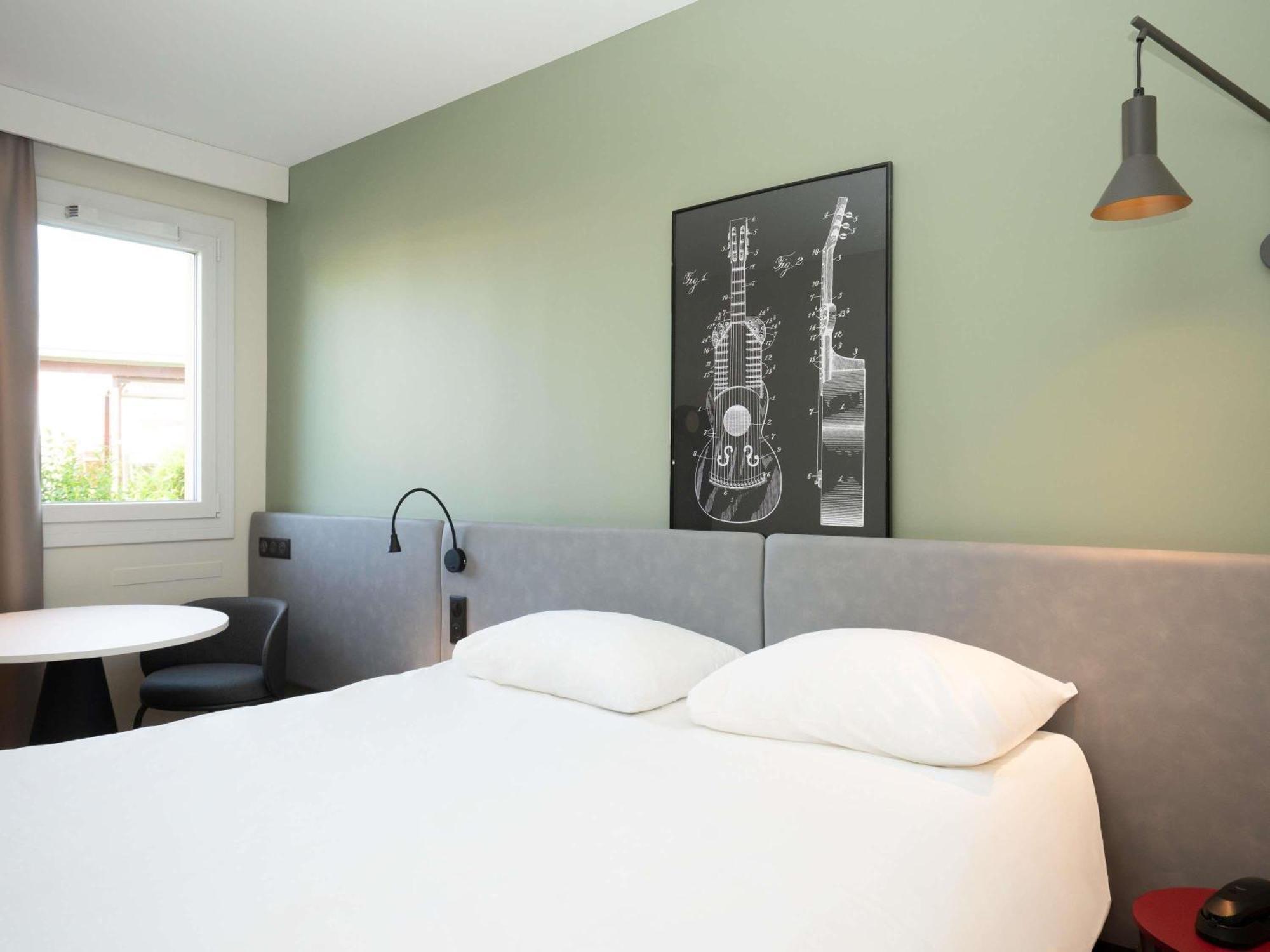 Standard Double Room,1731414789:JPEG