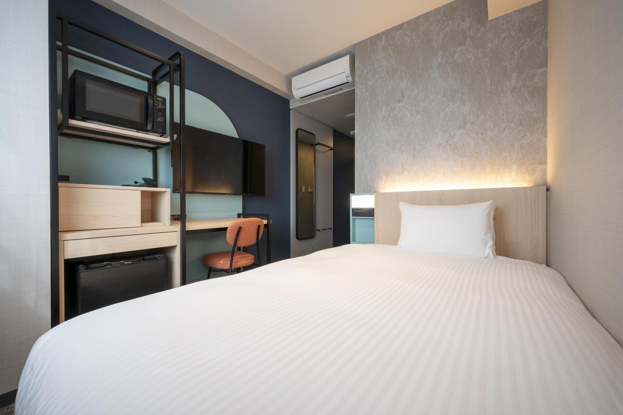 Habitación Doble con 1 cama doble pequeña - No fumadores