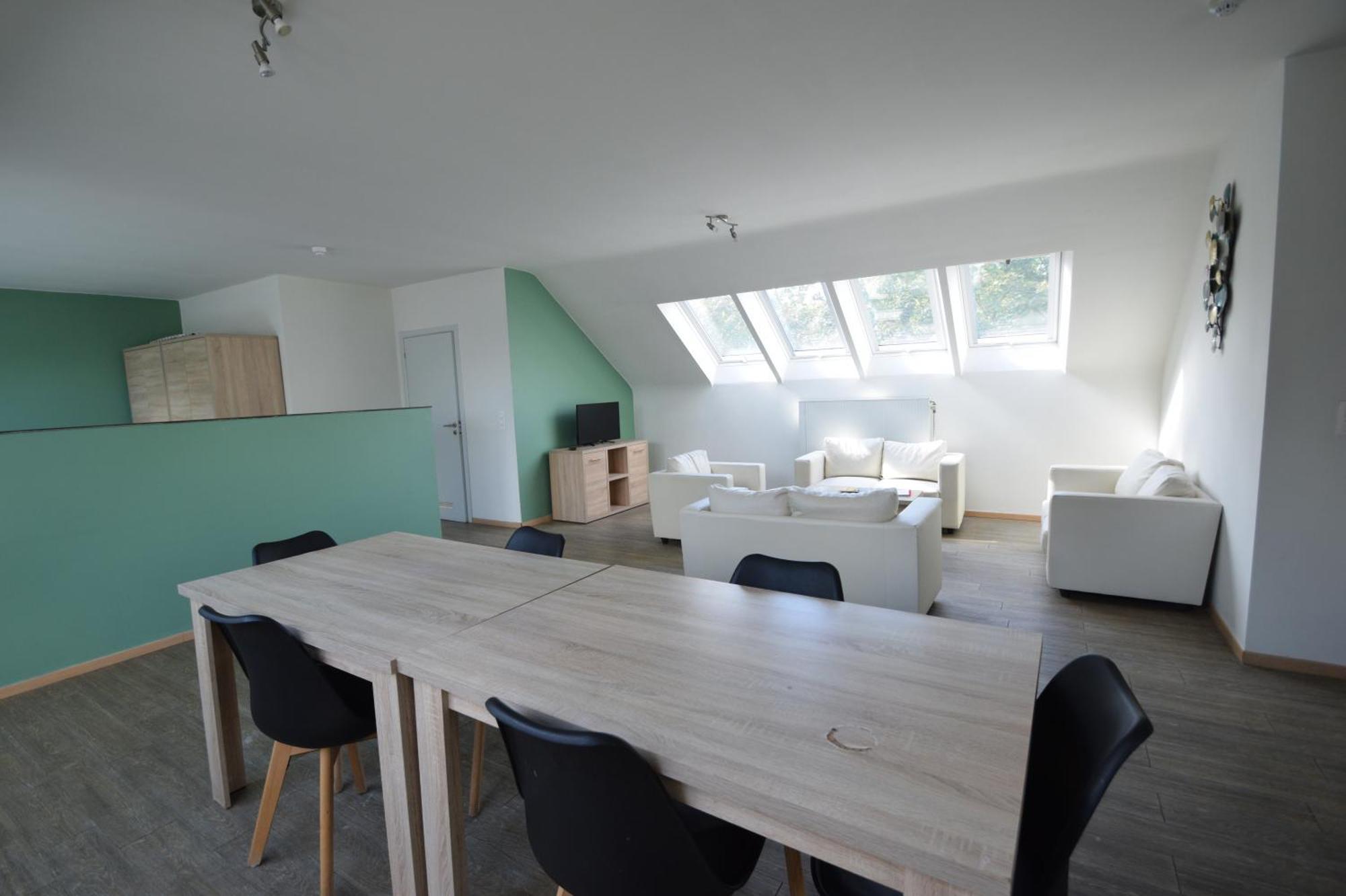 Family Apartment (6 Adults),1717020141:JPEG