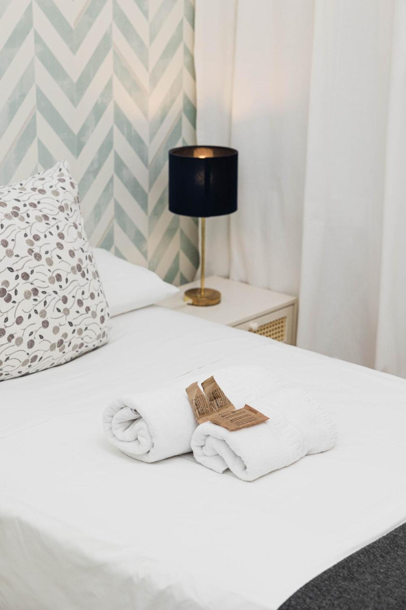 Standard Double Room,1722936997:JPEG