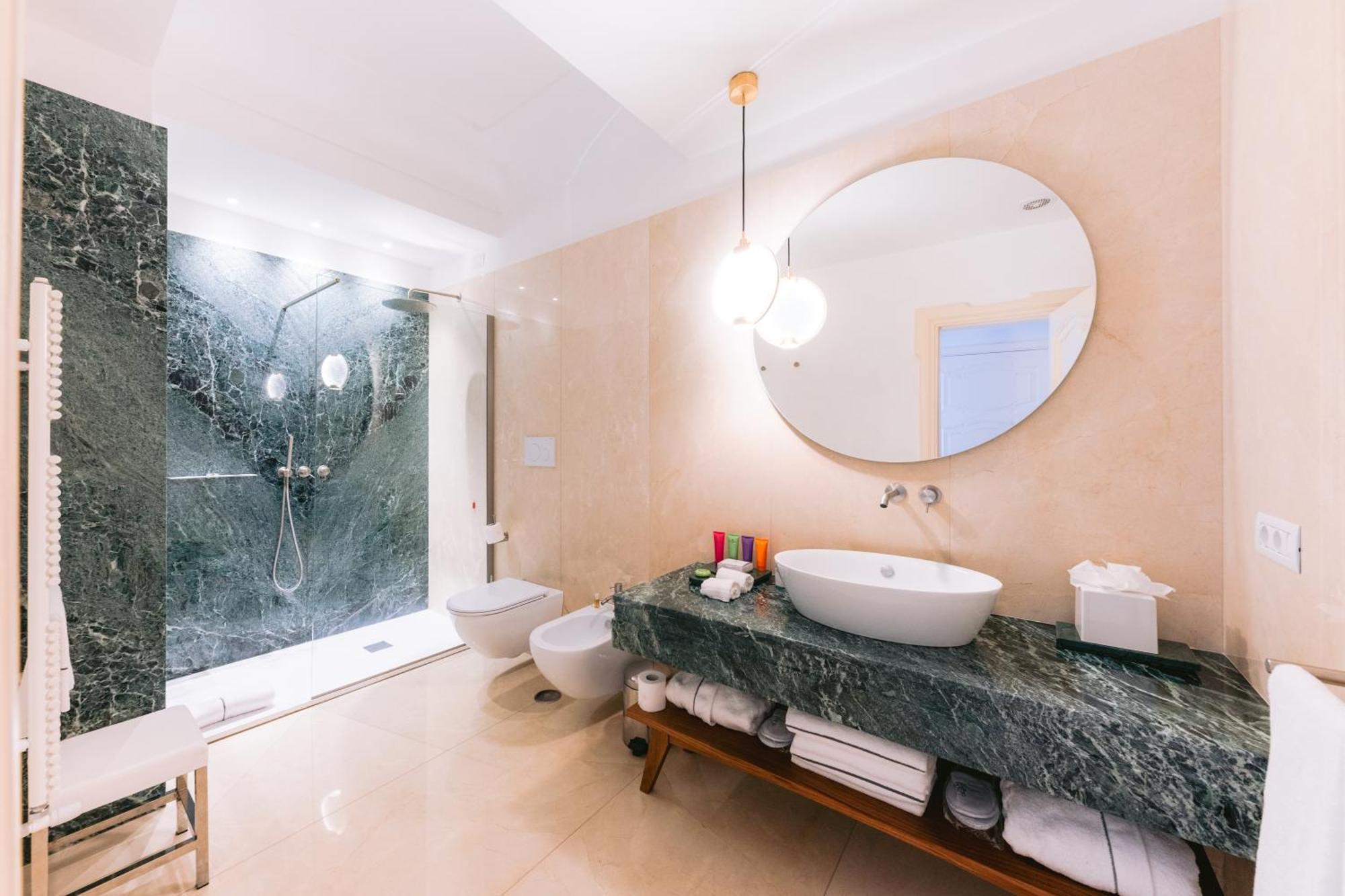 Deluxe Junior Suite