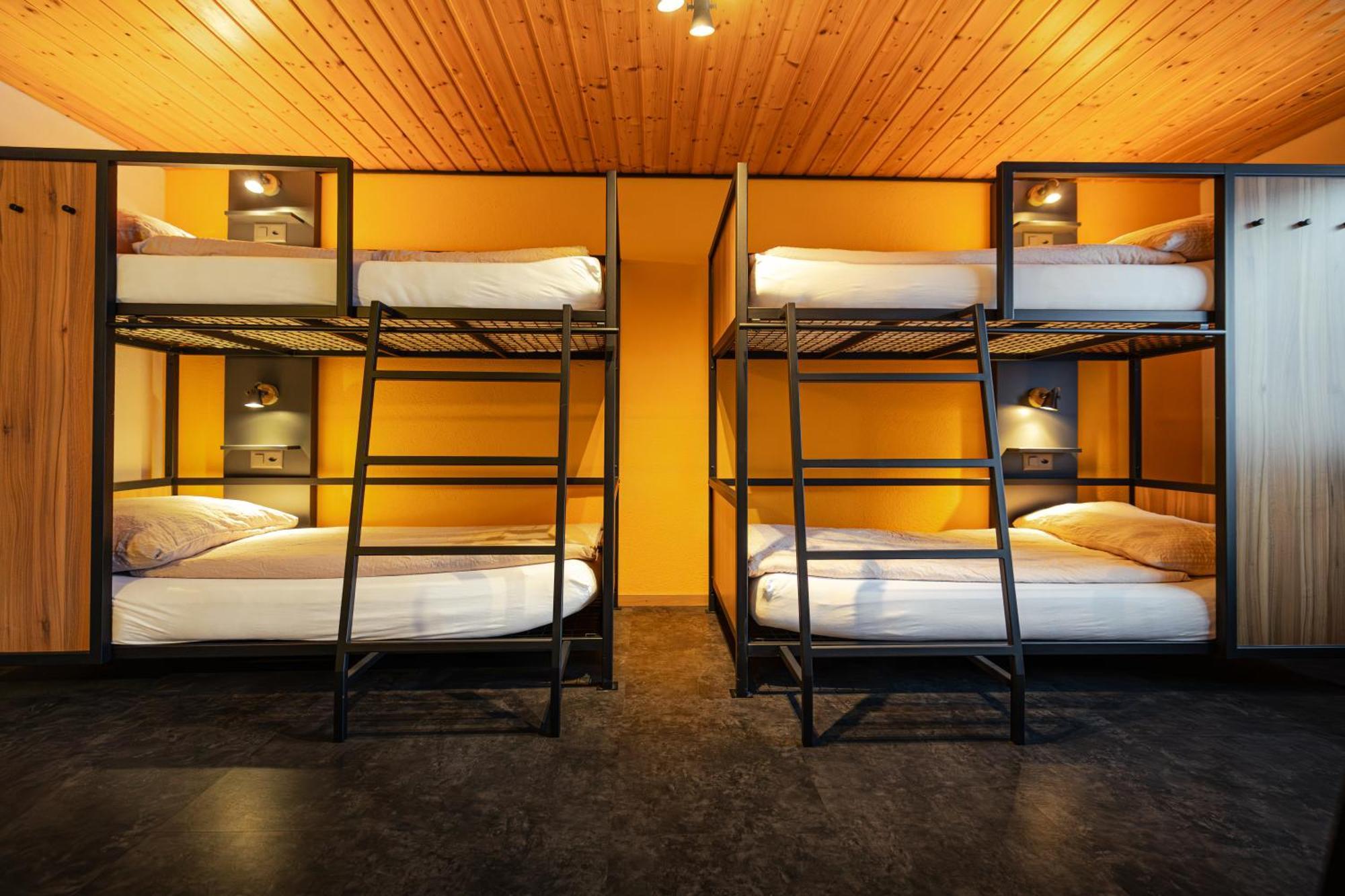 Single Bed Mixed Dormitory Room