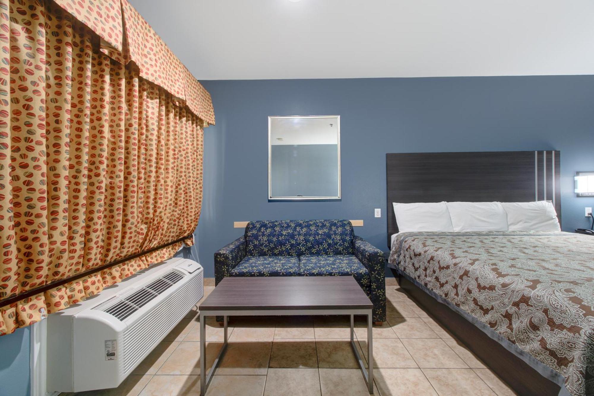 2 King Beds Non-Smoking,1742739710:JPEG