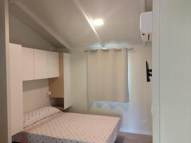 One-Bedroom Bungalow