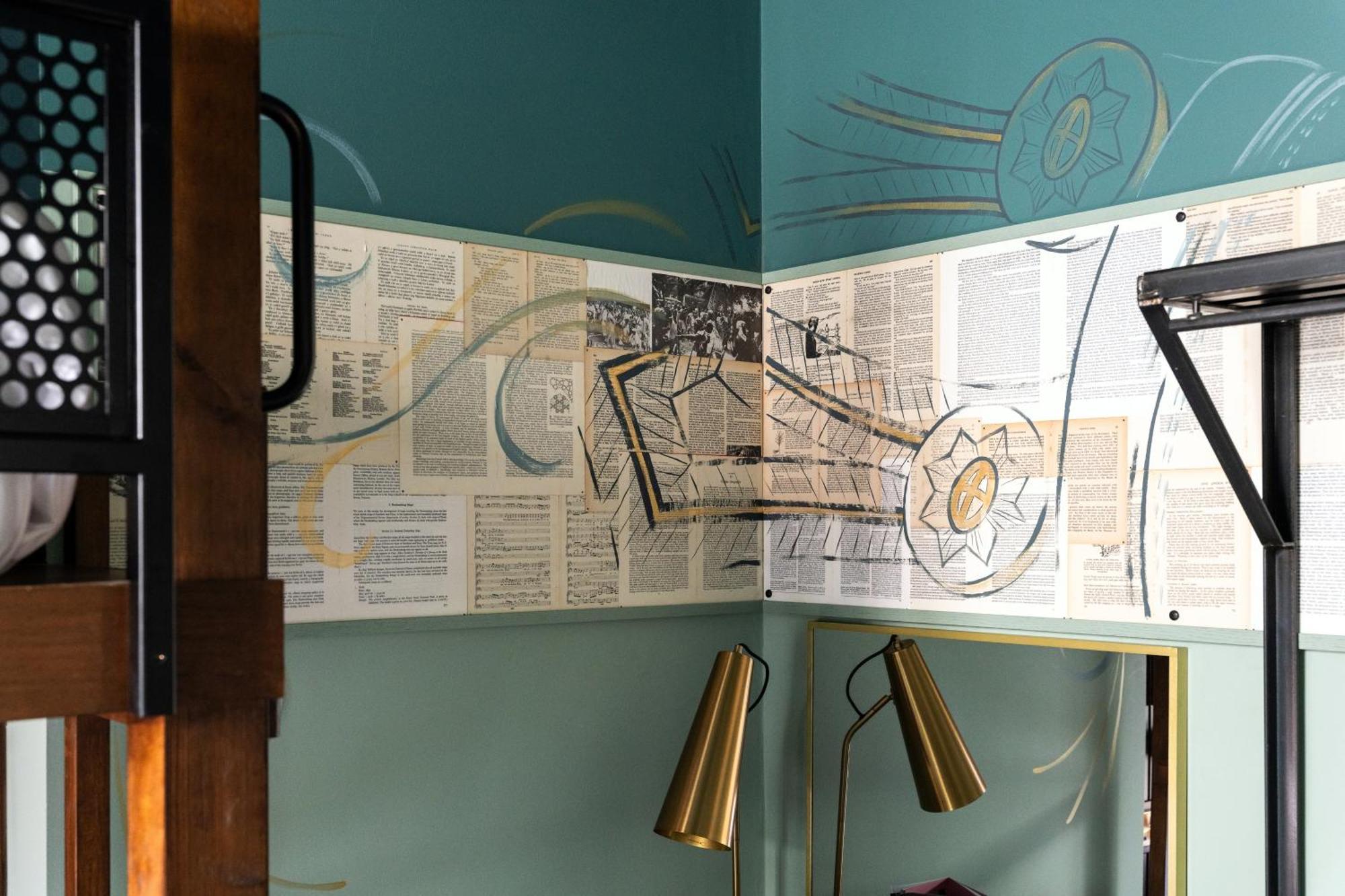 Family Room (2 Adults + 2 Children),1742878243:JPEG