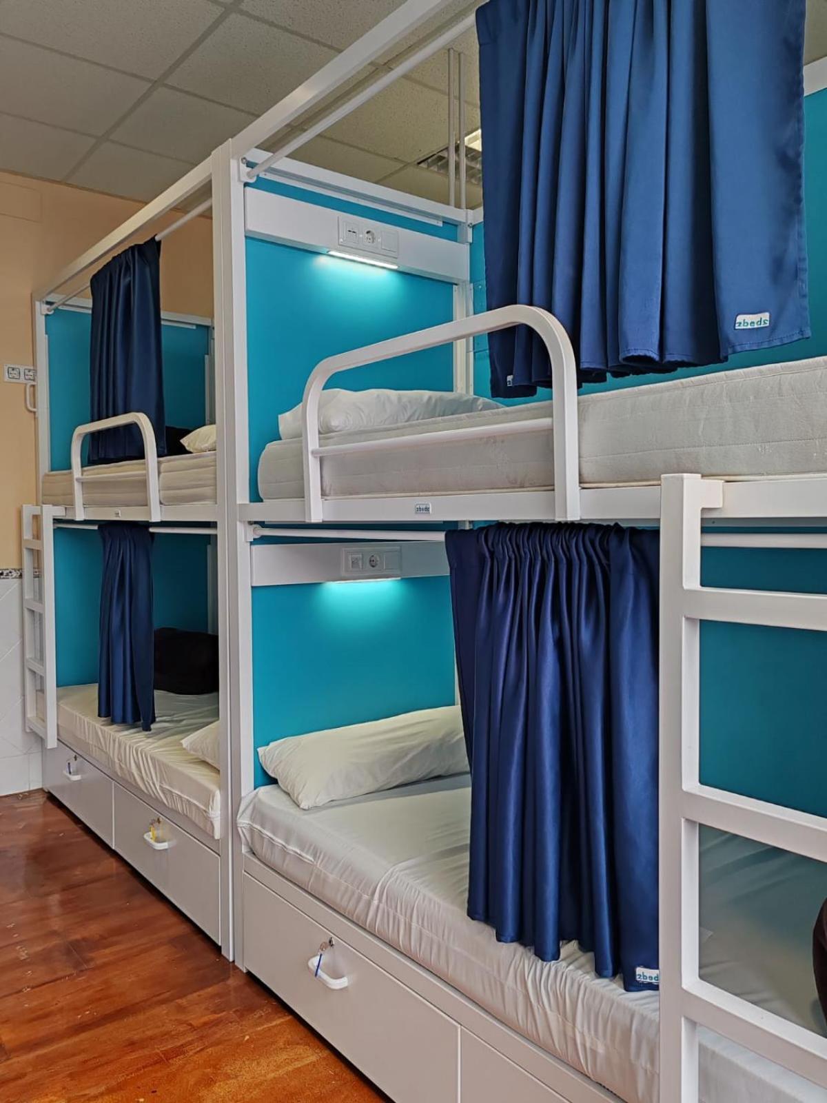 Bed 20-Bed Mixed Dormitory Room