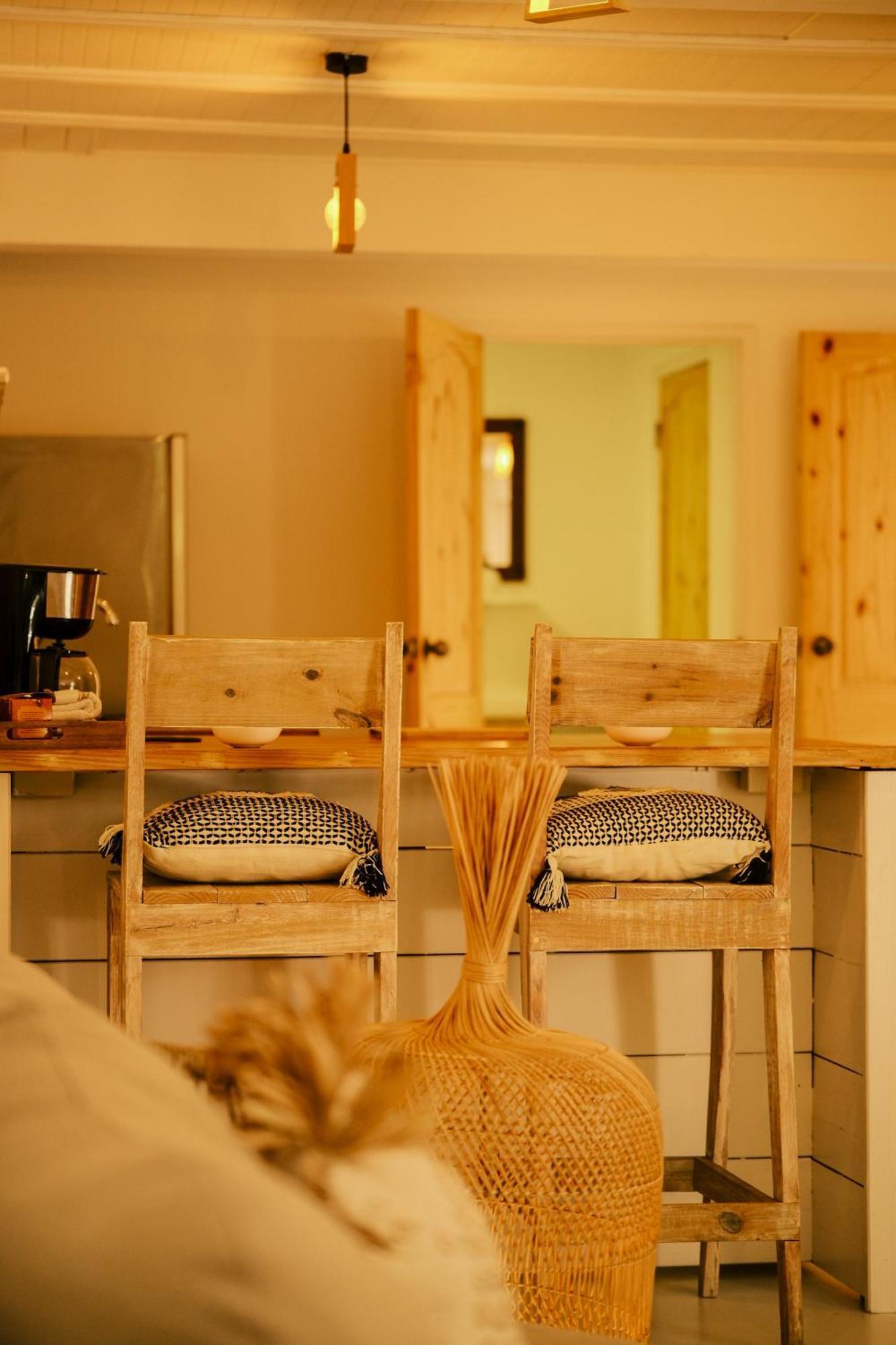 Two-Bedroom Apartment,1745780256:JPEG