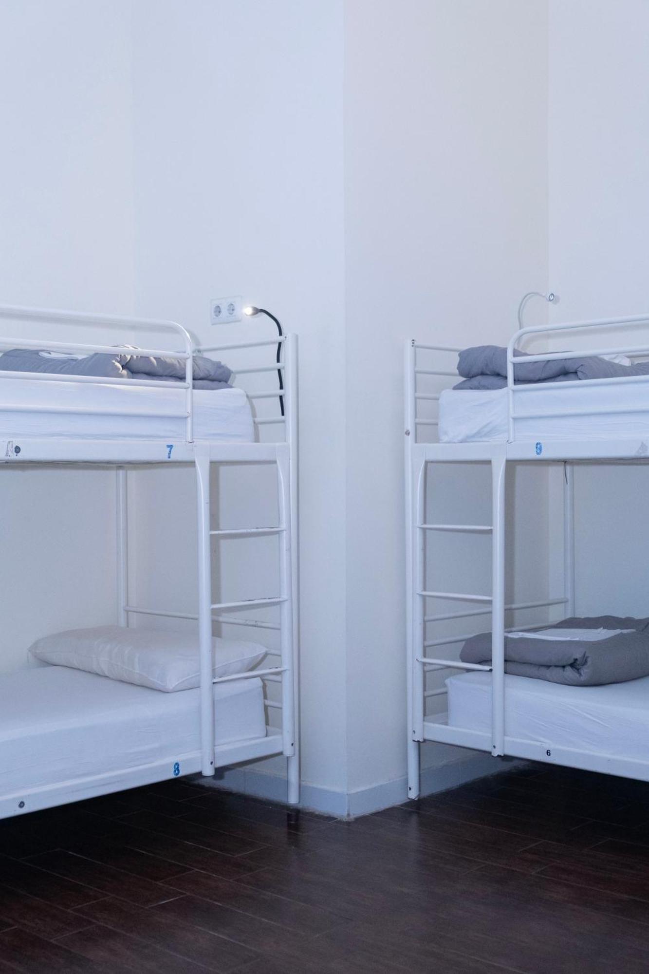 Eenpersoonsbed in een Slaapzaal voor 10 Personen