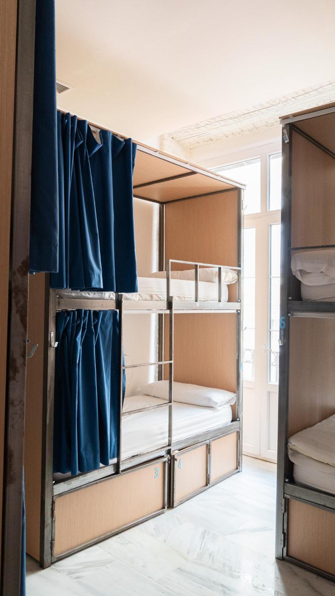 Bed 10-Bed Mixed Dormitory Room