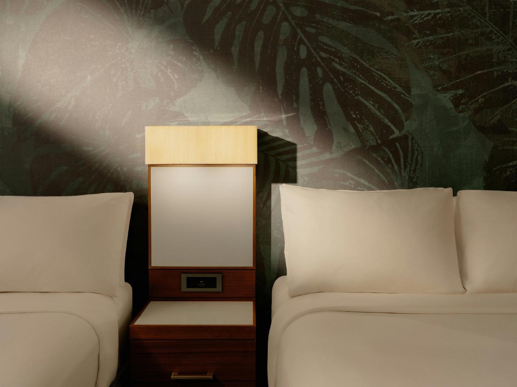 Standard Room with Two Double Beds,1747213655:JPEG