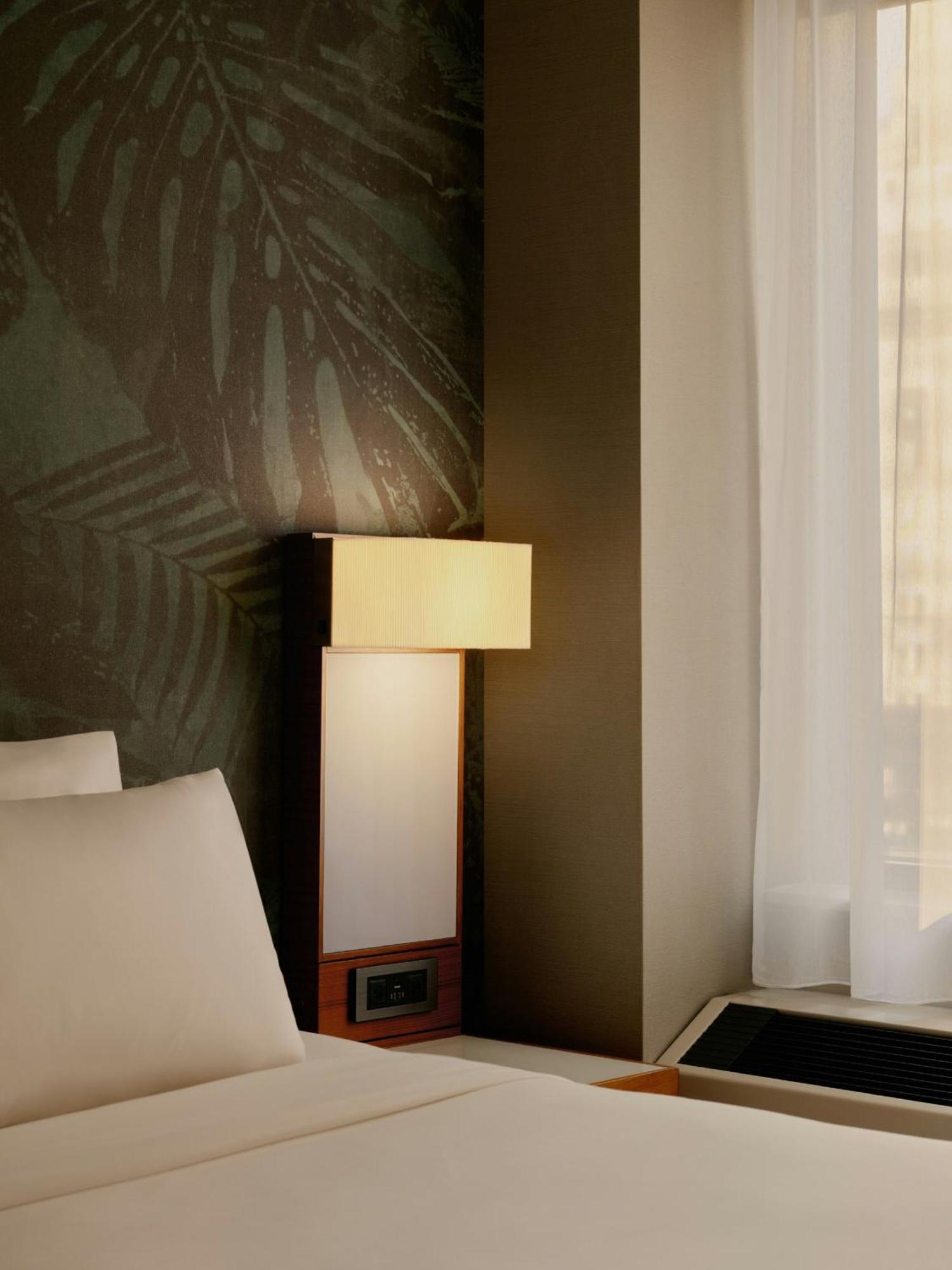 Standard King Room,1747213657:JPEG