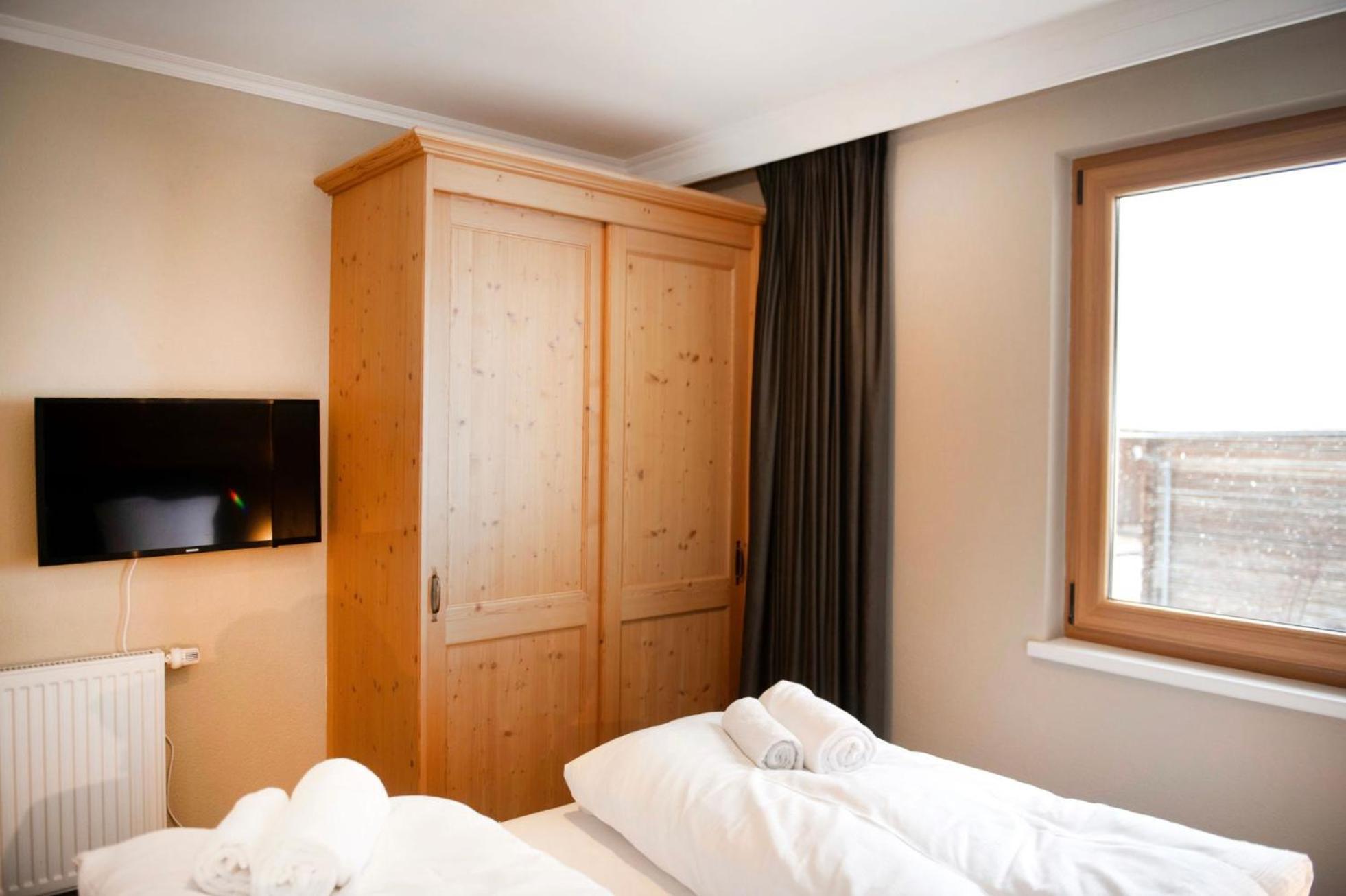 Two-Bedroom Apartment,1756464073:JPEG