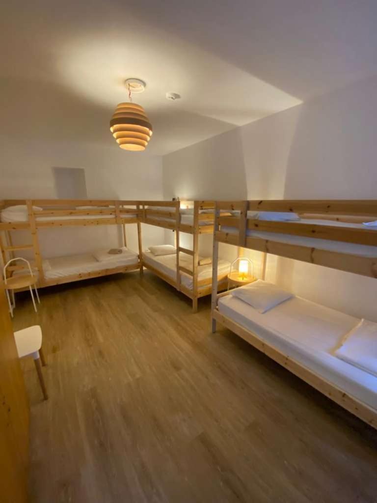 Bed 6-Bed Mixed Dormitory Room