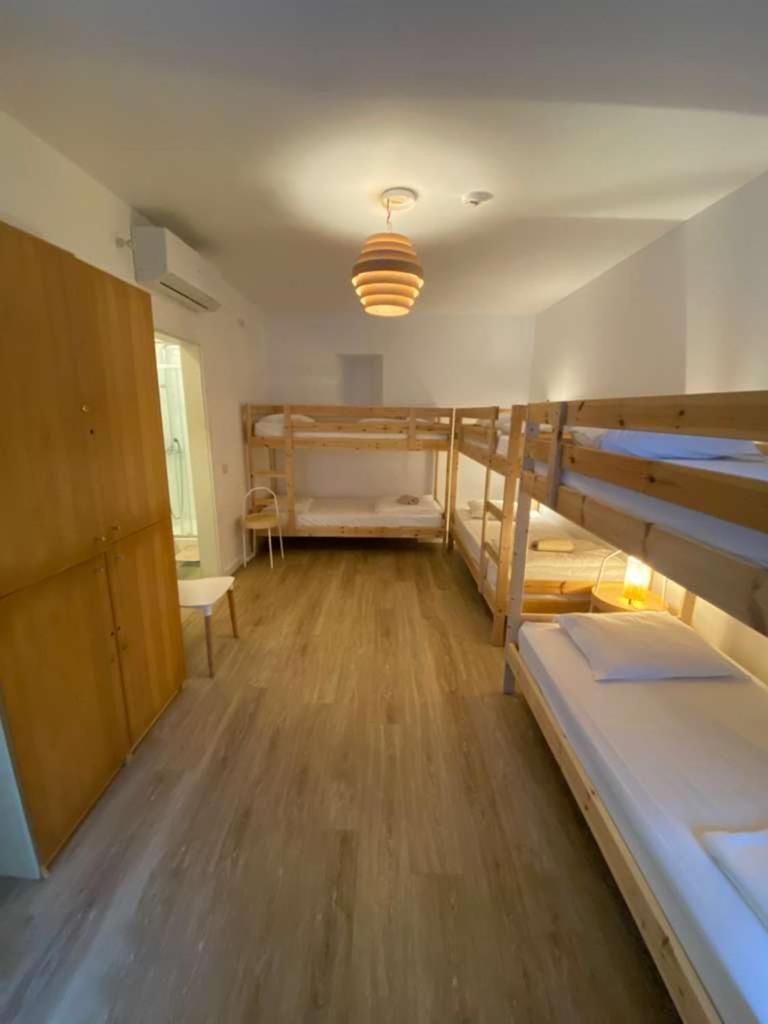 Bed 6-Bed Mixed Dormitory Room