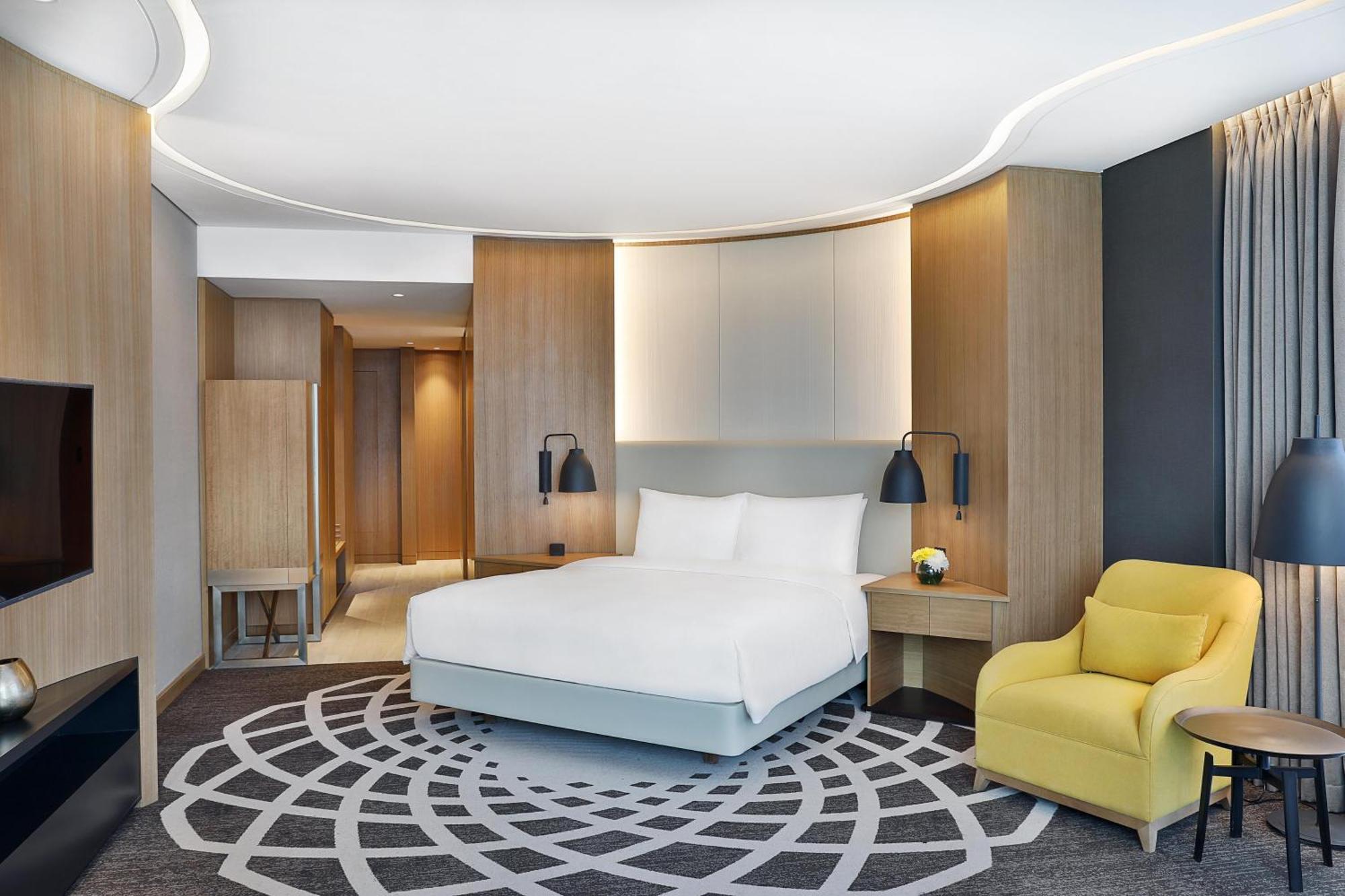 Junior Ecksuite mit Kingsize-Bett