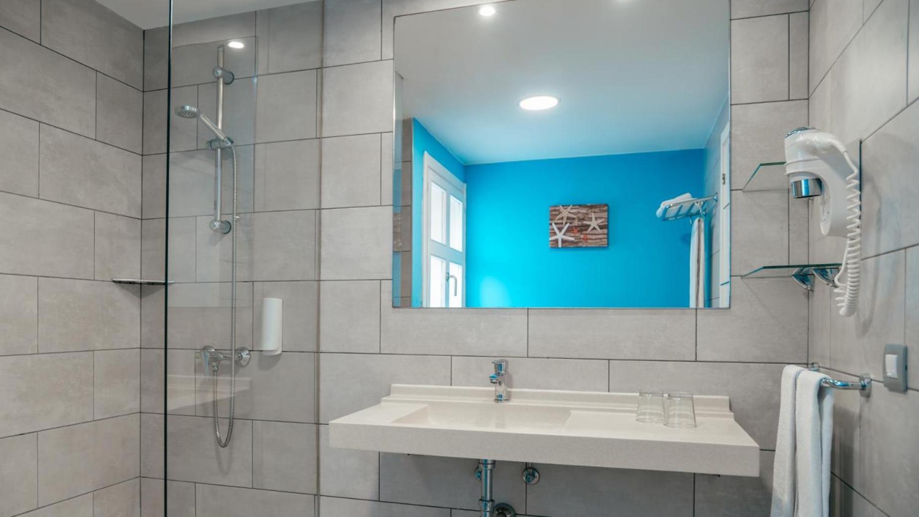 Doppelzimmer mit Poolblick