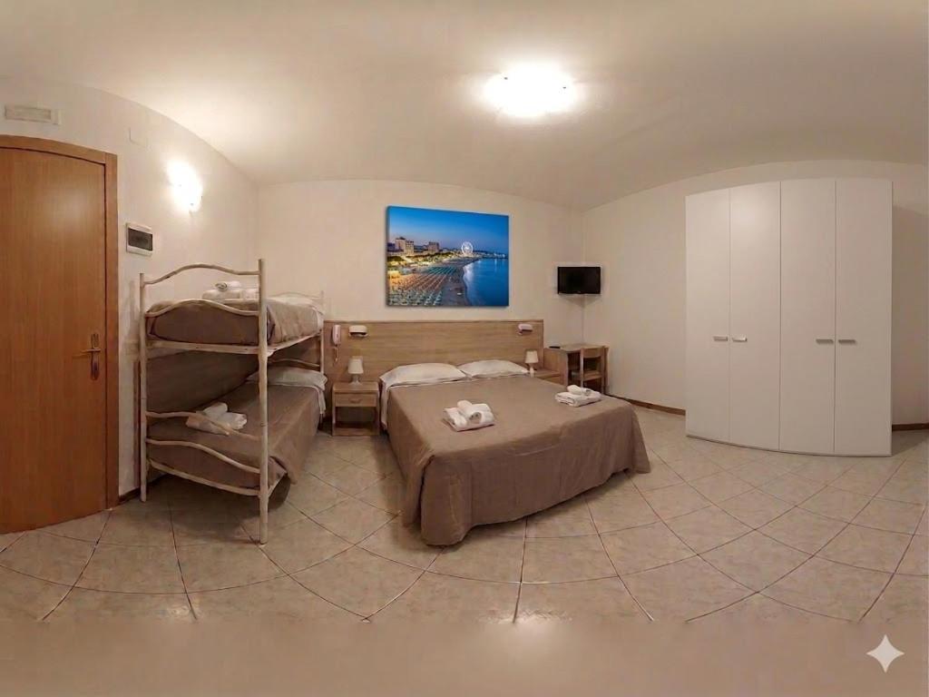 Family Room with Shared Bathroom,1758563254:JPEG