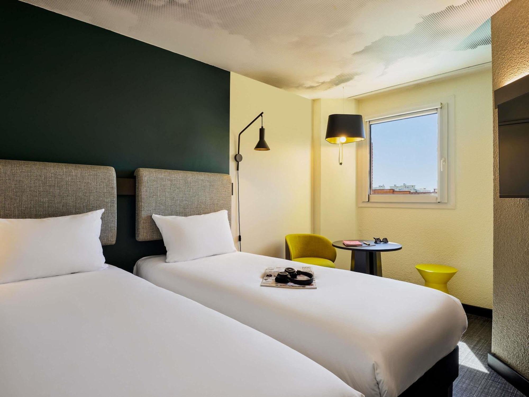 Standard Twin Room,1758362194:JPEG