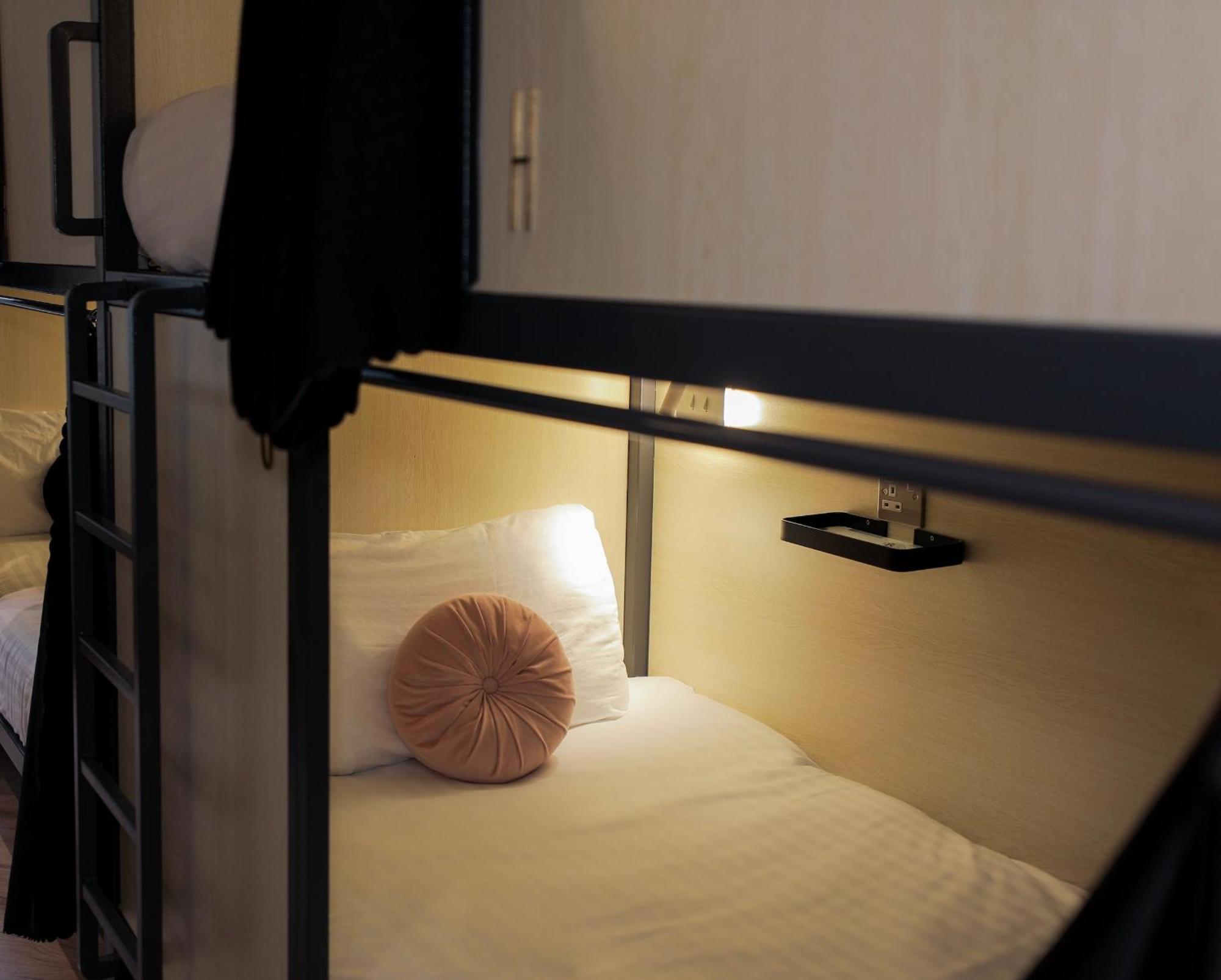 Bunk Bed Mixed Dormitory Room