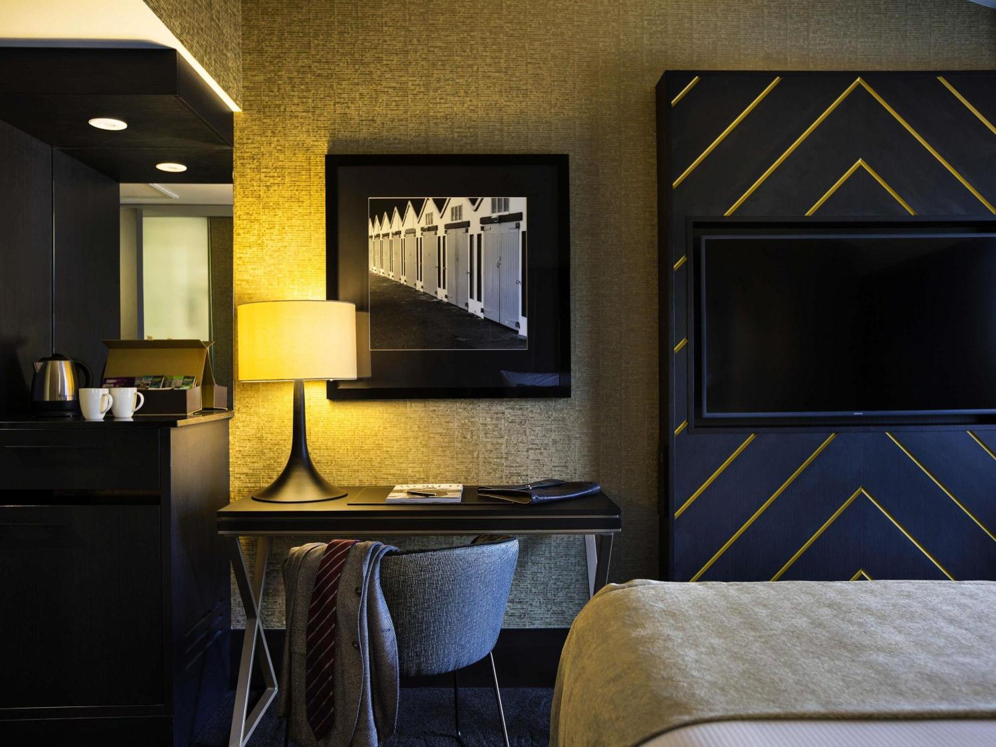 Superior King Room