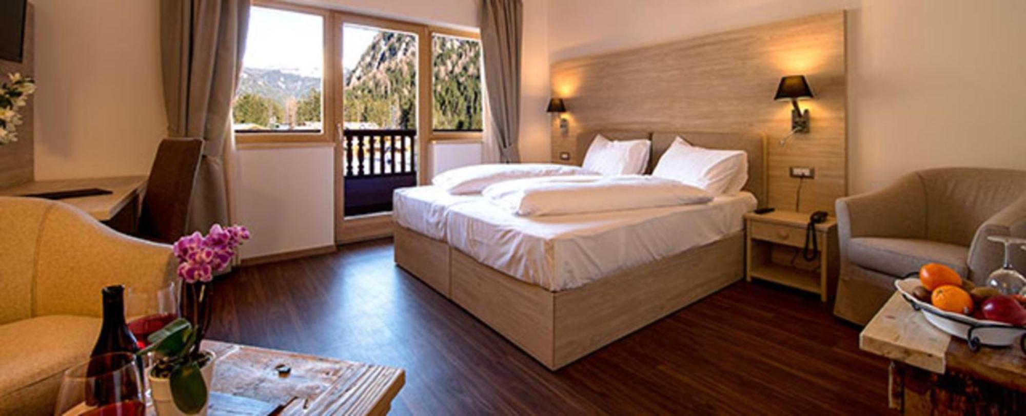 2 Connecting Double Rooms Balcony