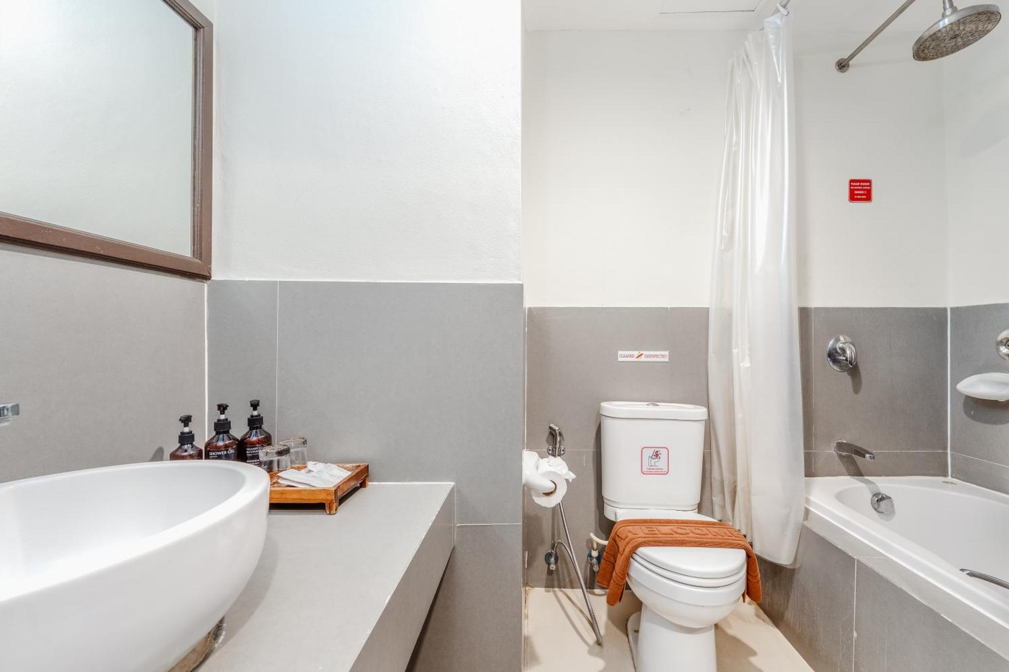 Deluxe Double or Twin Room