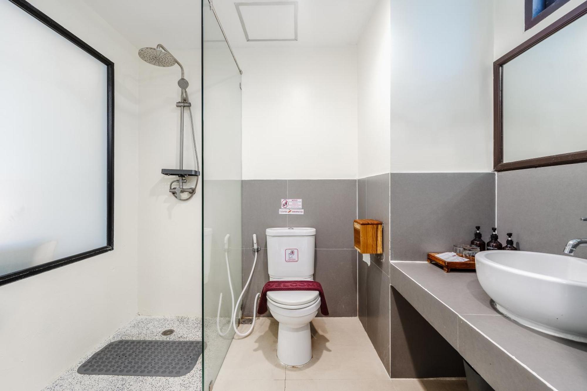 Deluxe Double or Twin Room Balcony