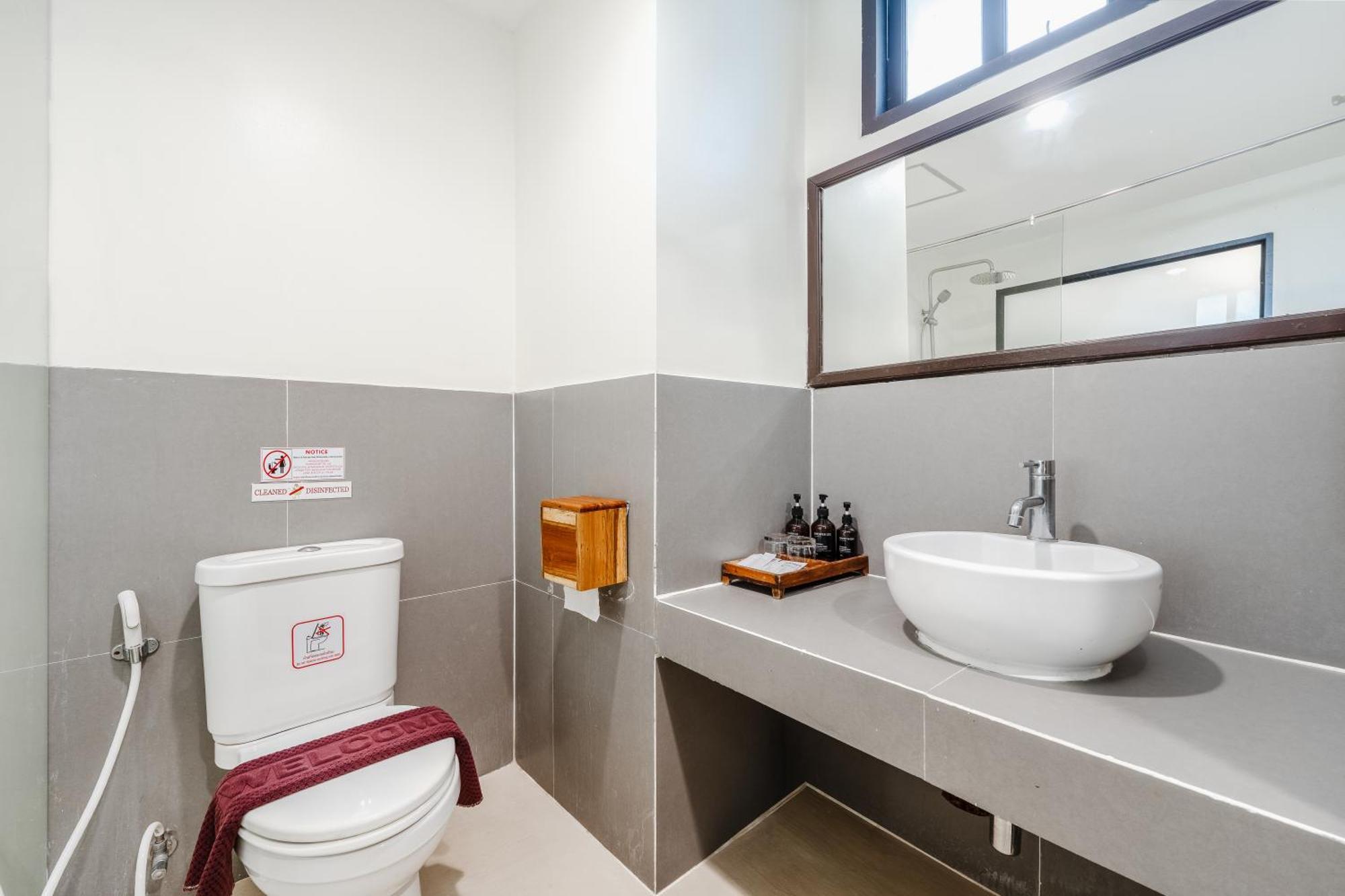Deluxe Double or Twin Room Balcony