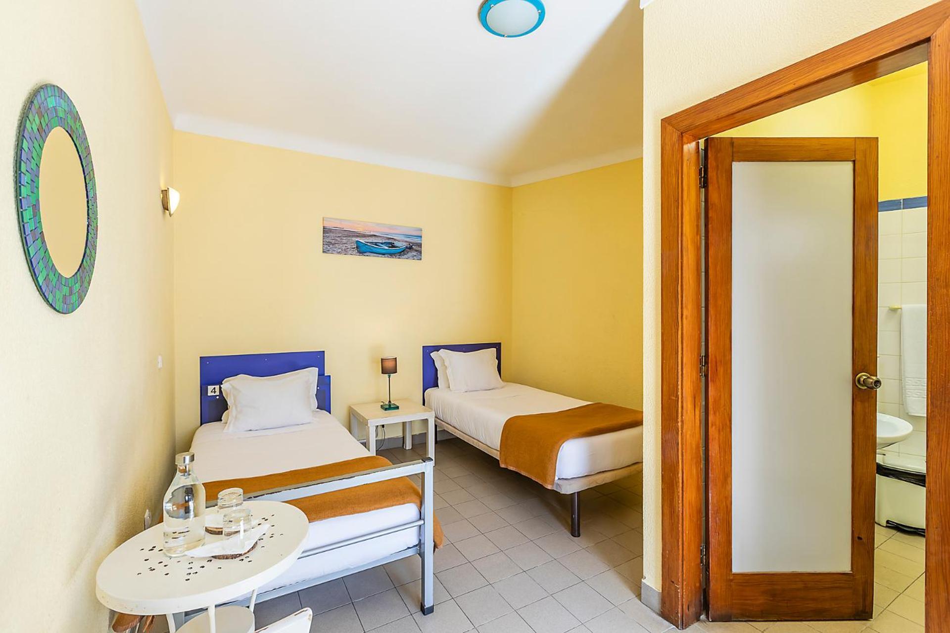Twin Room Private Bathroom