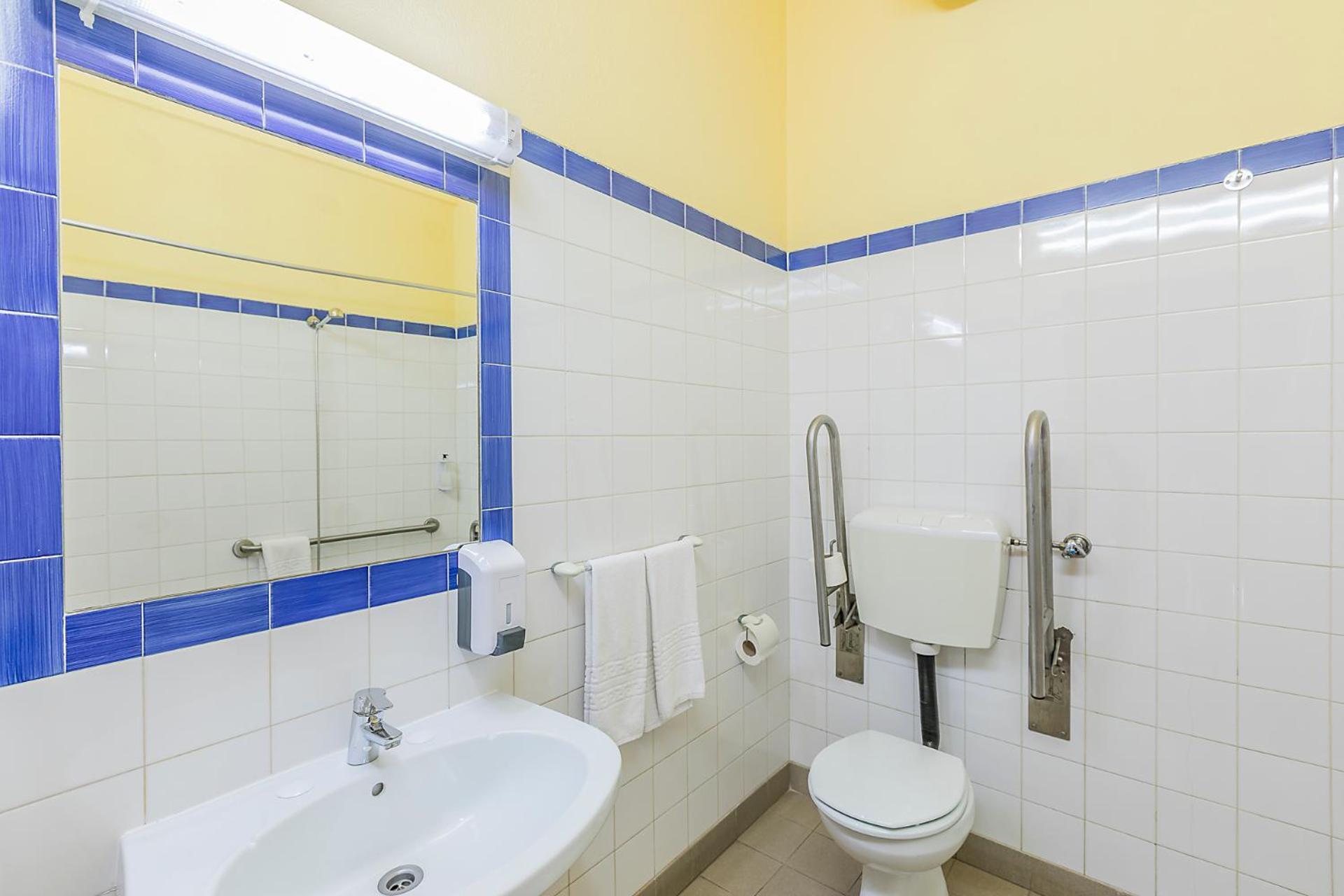 Twin Room Disability Access
