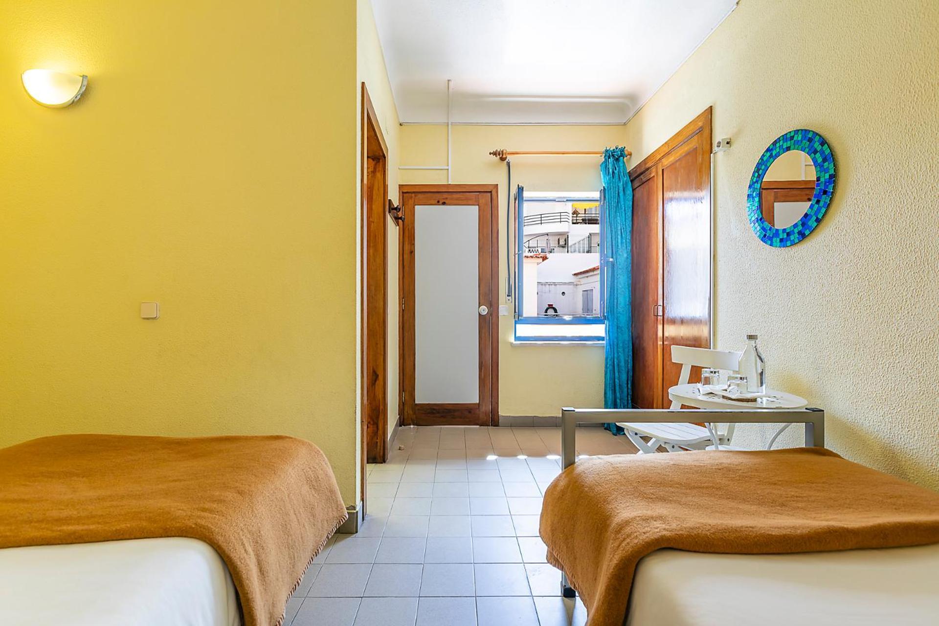 Twin Room Private Bathroom