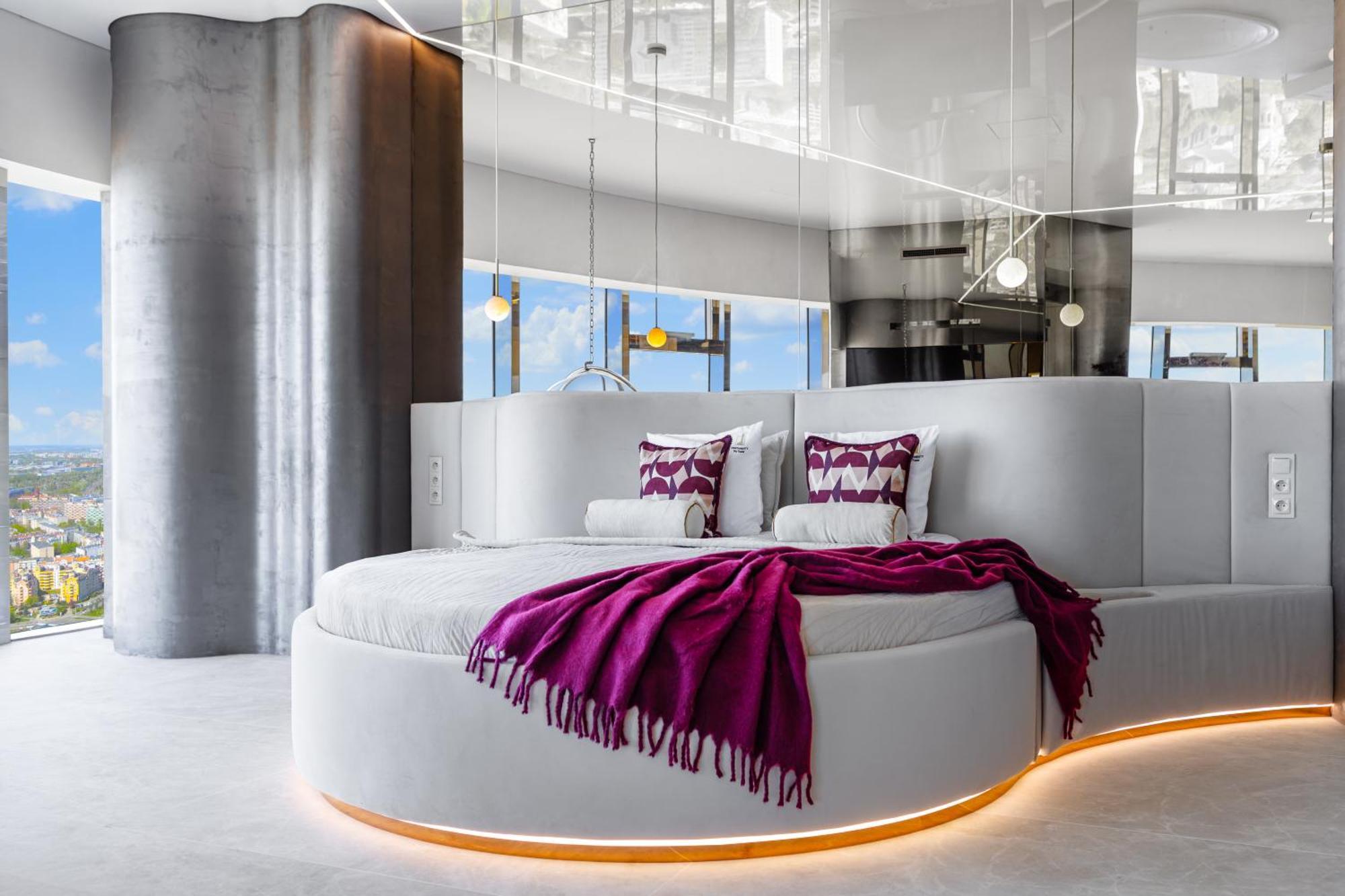 Luxury Penthouse with Private SPA & Cinema with Game Zone