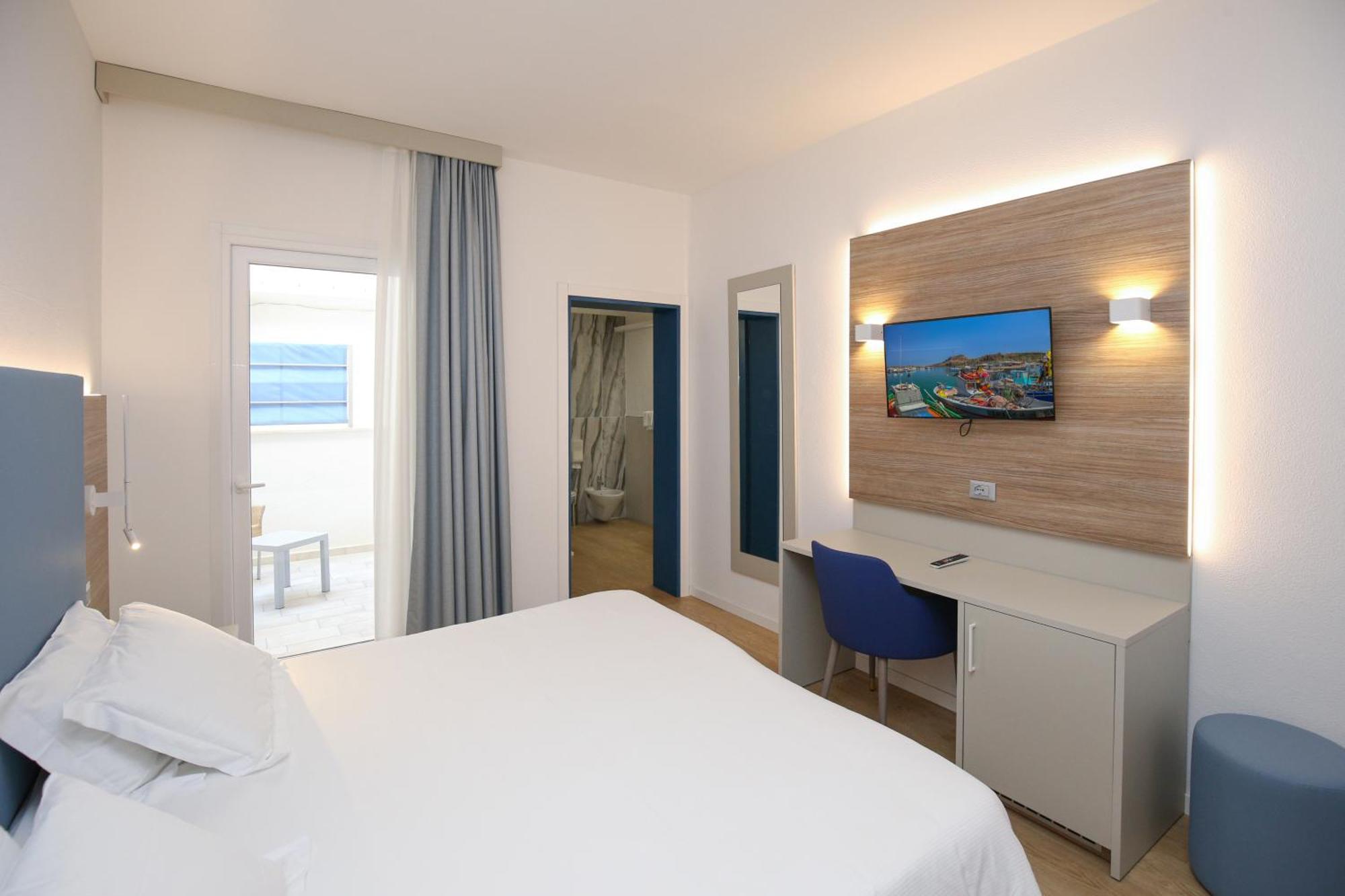 Classic Double Room