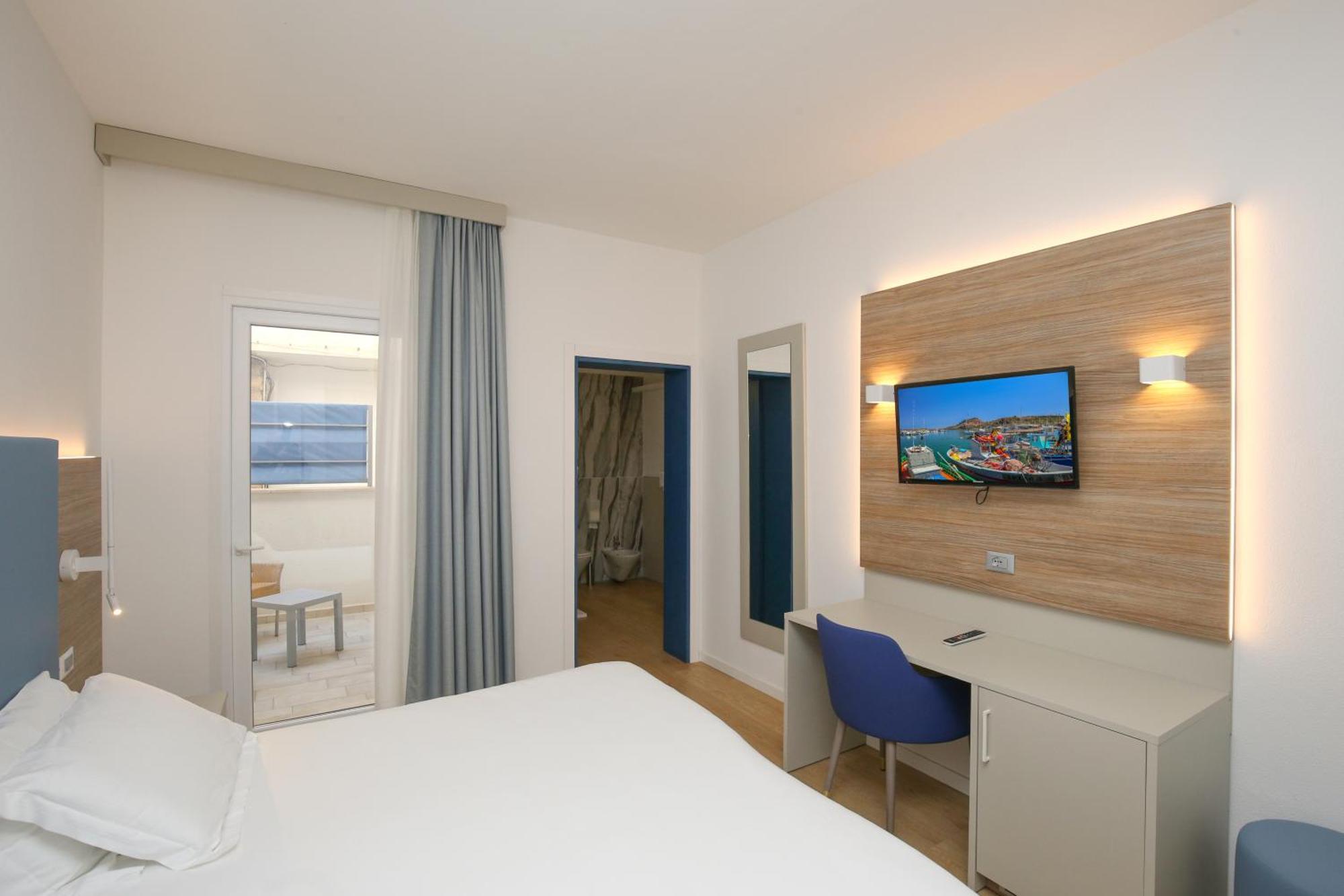 Classic Double Room