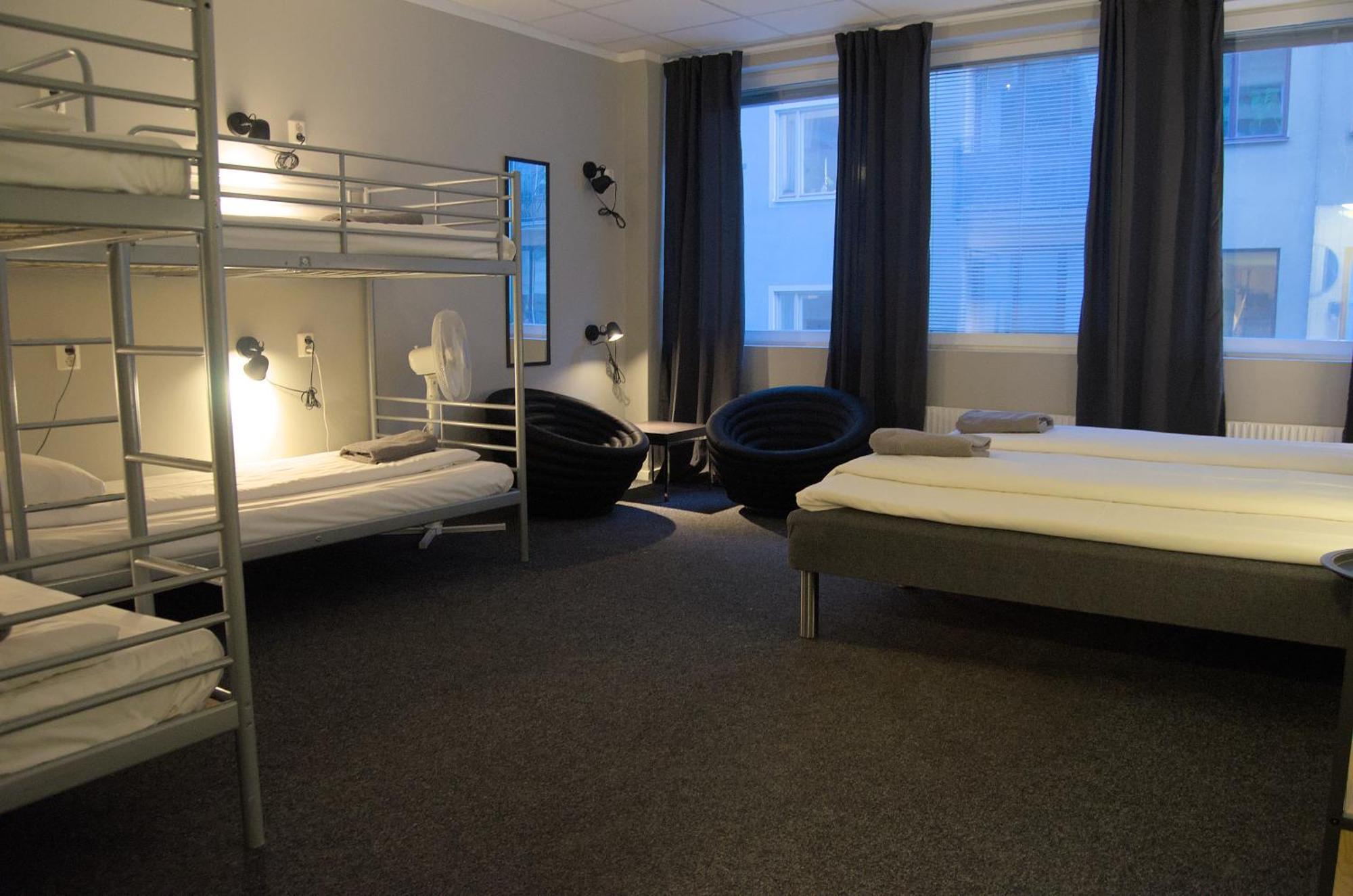 Habitación Familiar con baño privado