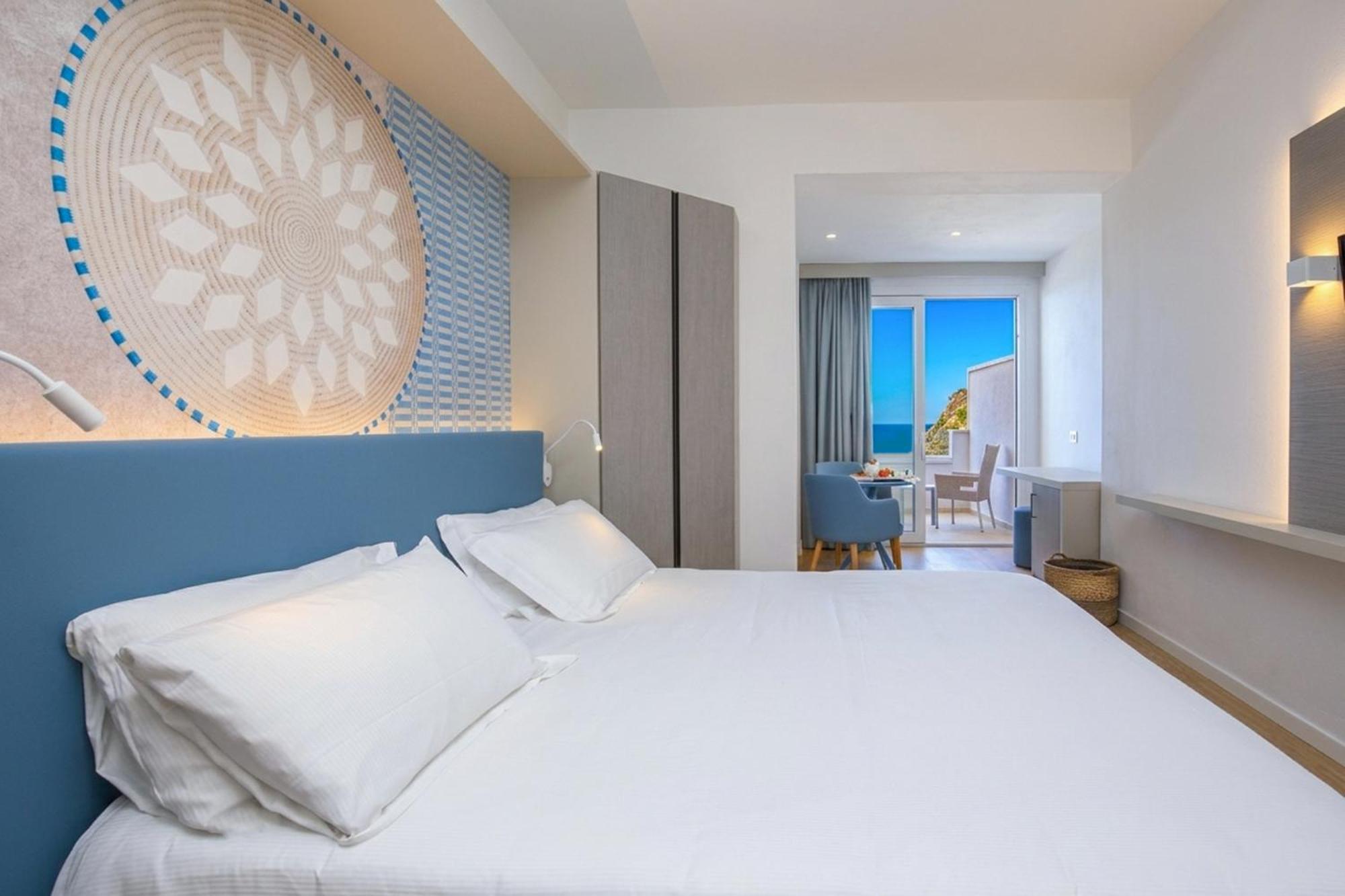 Superior Double Room Balcony Sea View